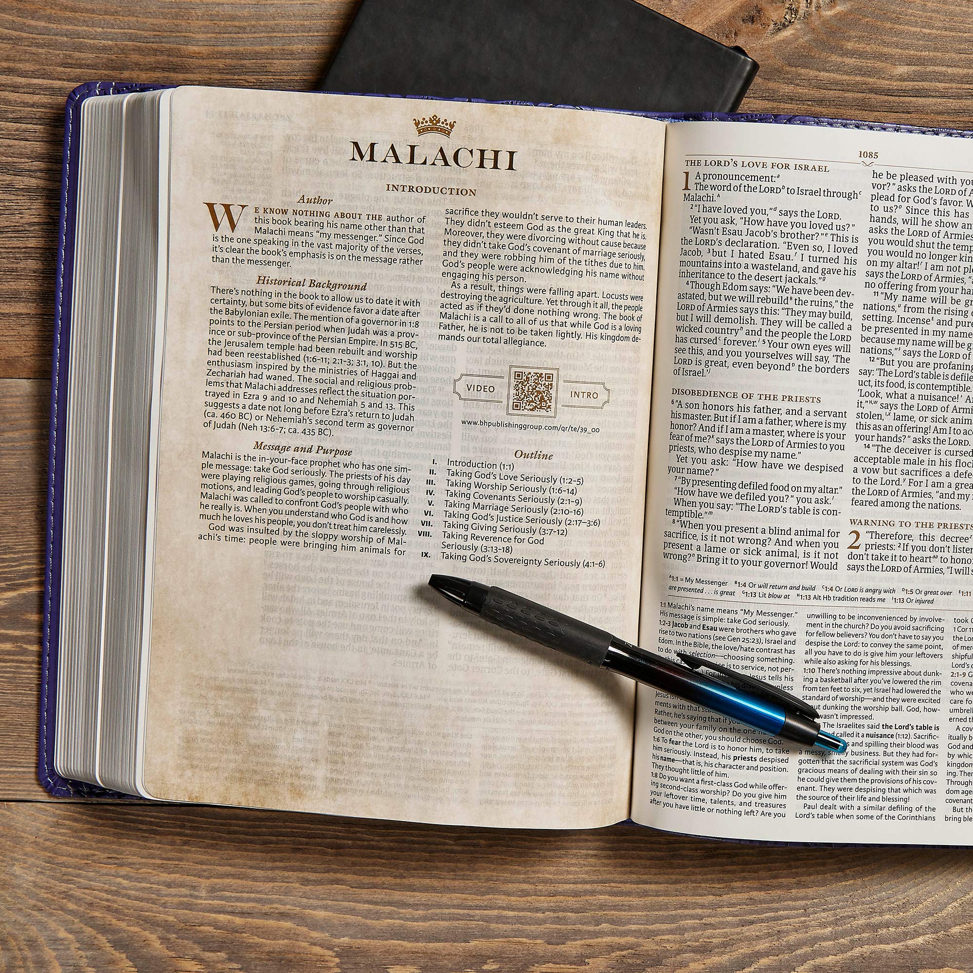 CSB Tony Evans Study Bible, Purple LeatherTouch, Black Letter, Study Notes and Commentary, Articles, Videos, Charts, Easy-to-Read Bible Serif Type CSB Tony Evans Study Bible, Purple LeatherTouch, Black Letter, Study Notes and Commentary, Articles, Videos, Charts, Easy-to-Read Bible Serif Type Imitation Leather