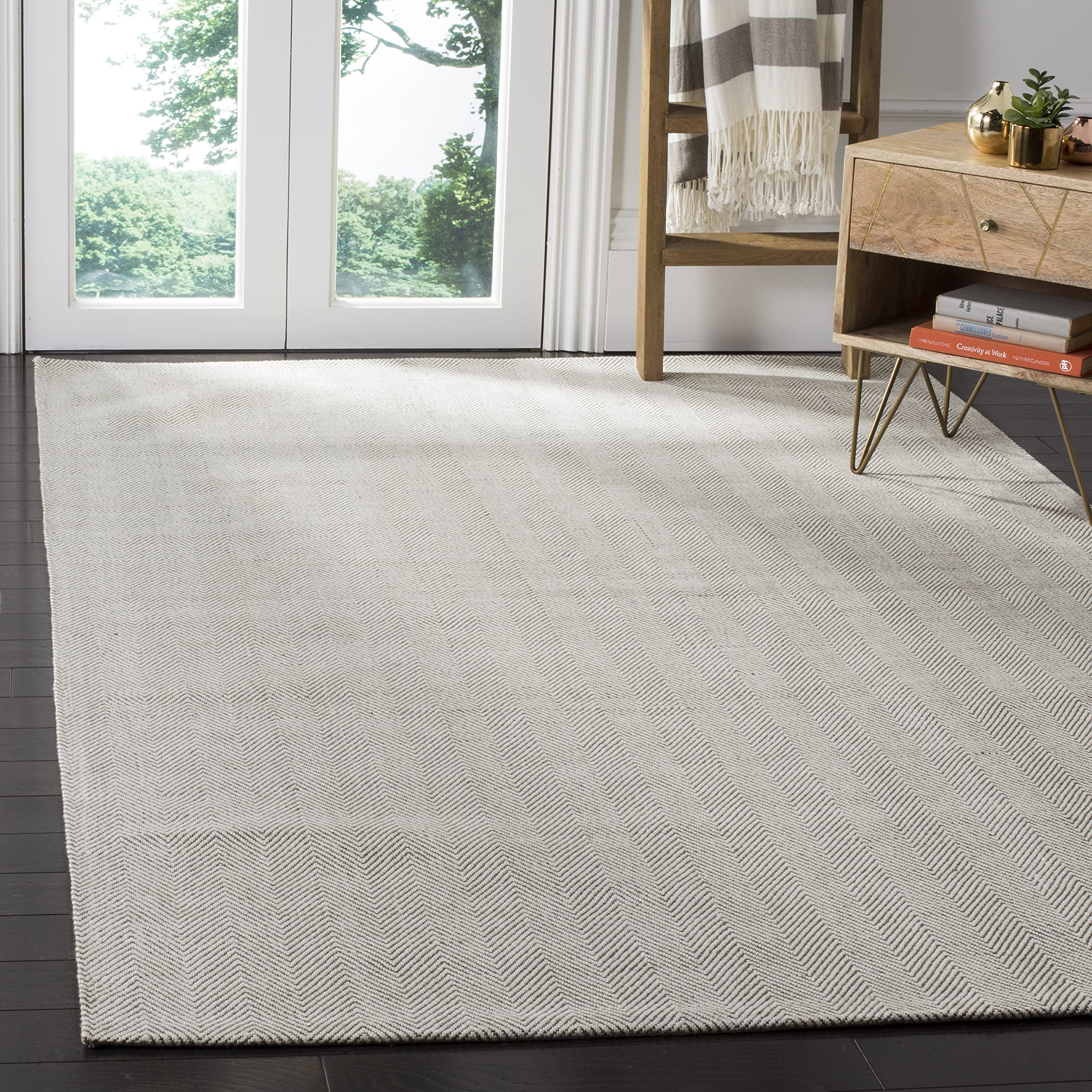 SAFAVIEH Marbella Collection Area Rug - 6' x