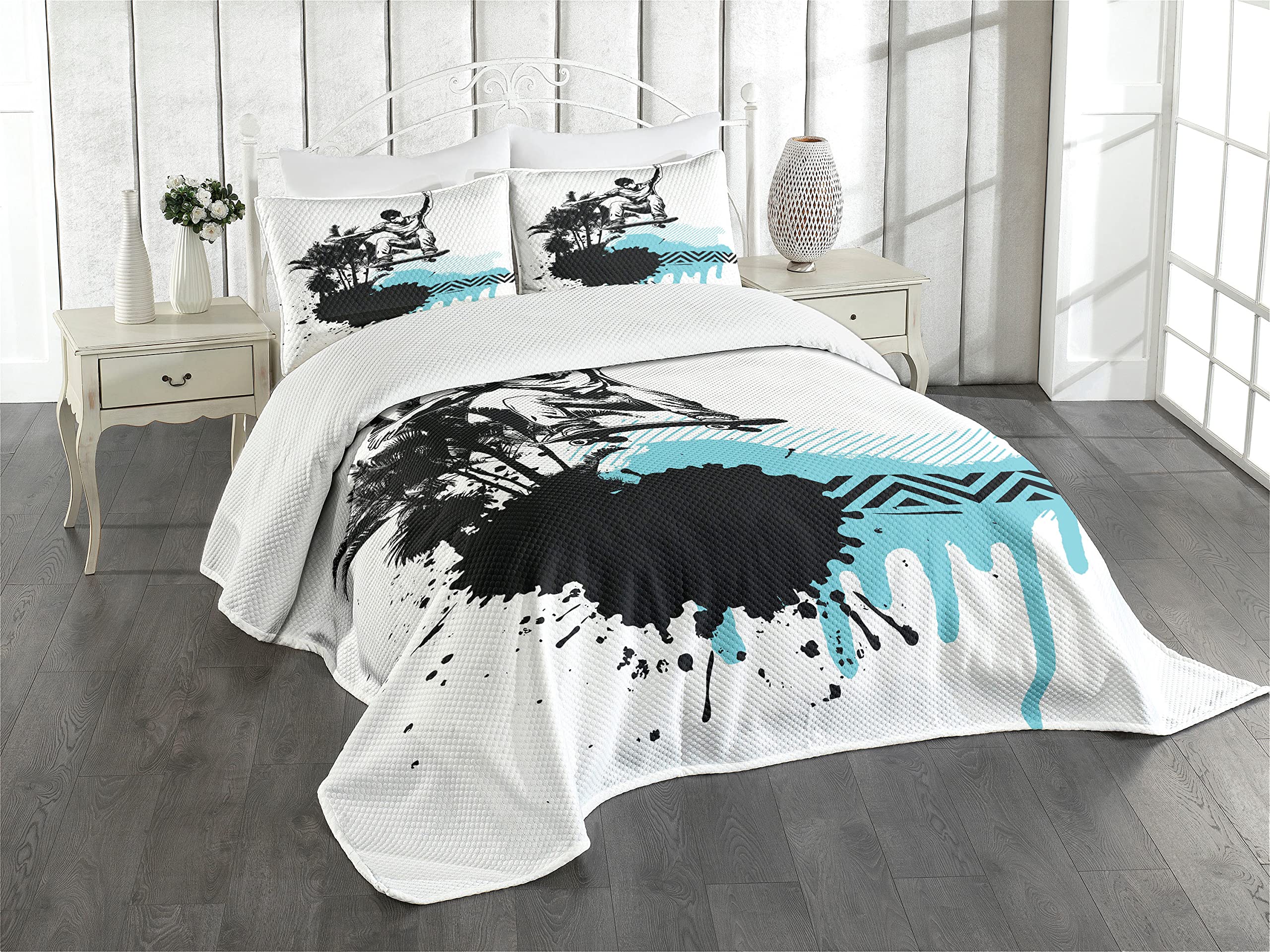 ABAKUHAUS Grunge Bedspread Set, Young Boy Skater Exotic, Decorative Quilted 2 Piece Coverlet Set with Pillow Sham, Light Blue
