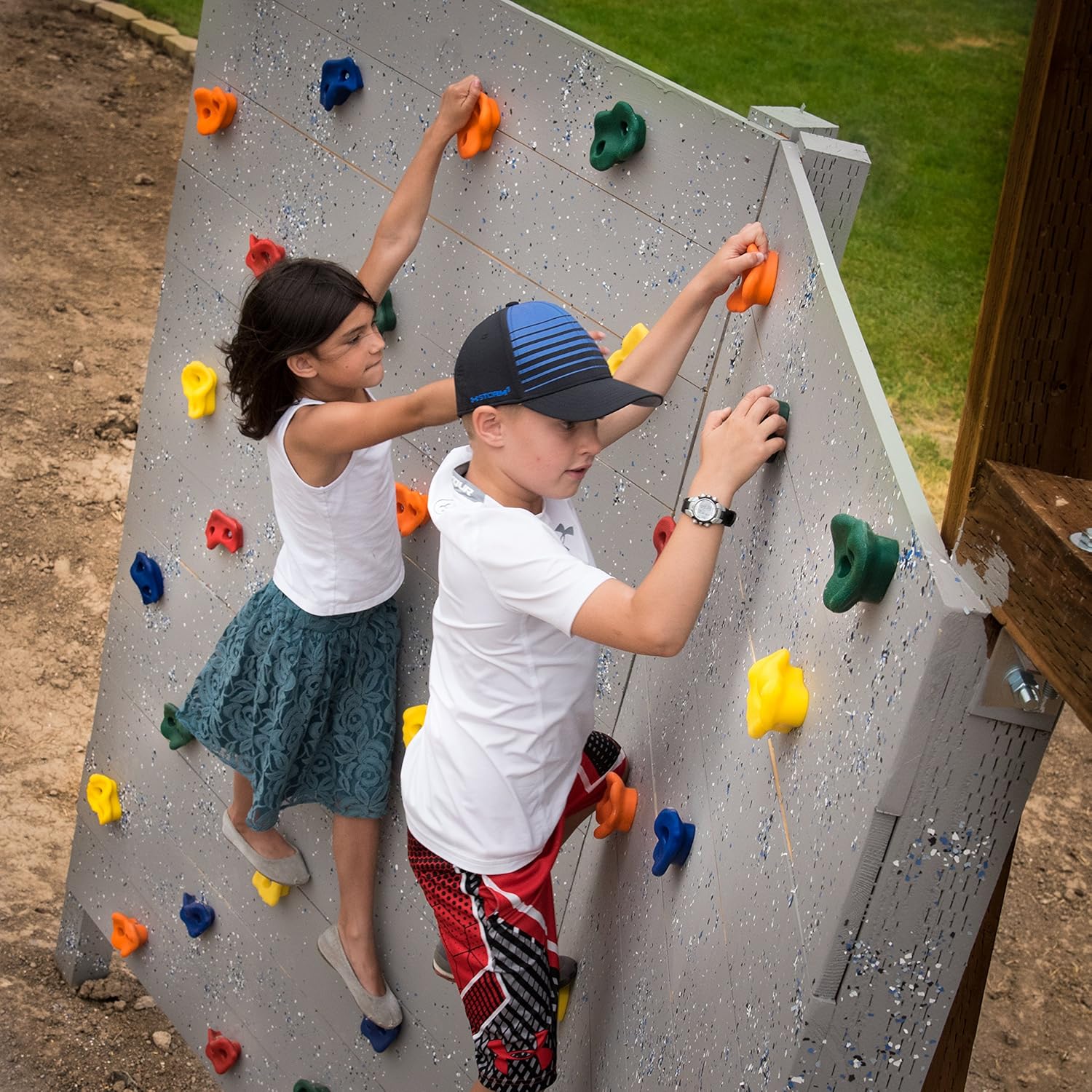 Squirrel Products 20 Extra Large Deluxe Rock Climbing Holds - with Mounting Hardware for up to 1" Installation - Outdoor Play Accessories - Ages 3 Years and Older: Toys & Games