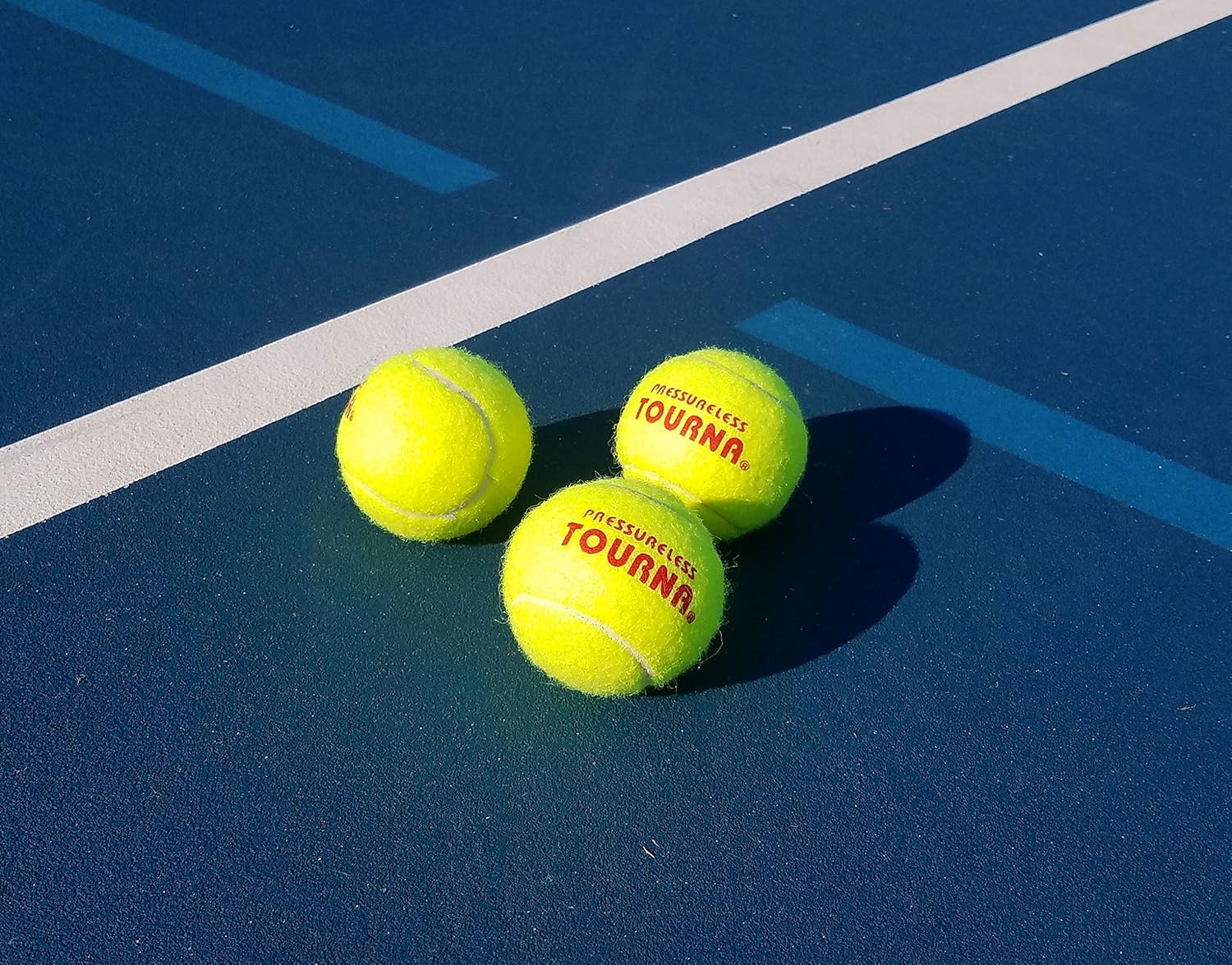 Tourna Mesh Carry Bag of 18 Tennis Balls: Sports & Outdoors