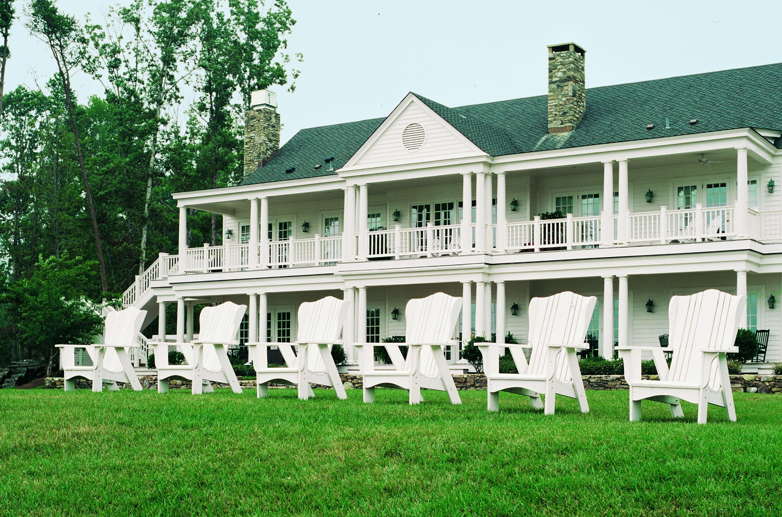 Uwharrie Chair 3011 Plantation Chair - White