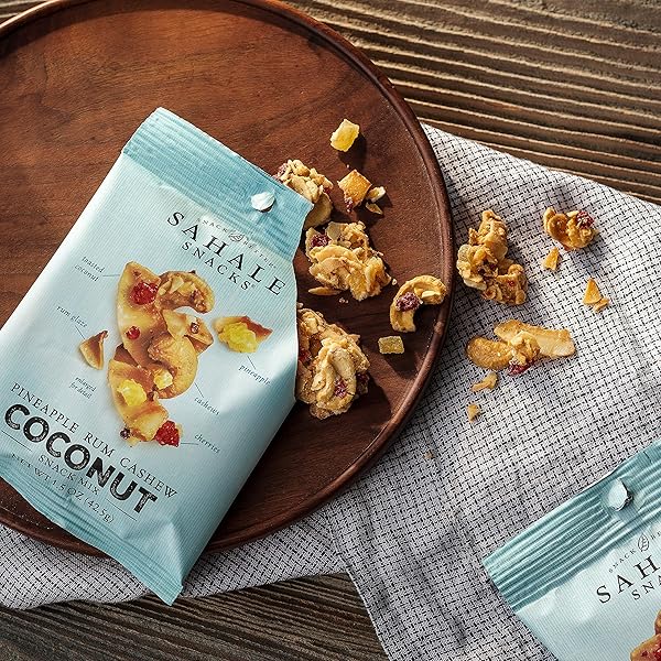 SAHALE SNACKS PINEAPPLE RUM CASHEW COCONUT SNACK MIX, 1.5 OUNCES