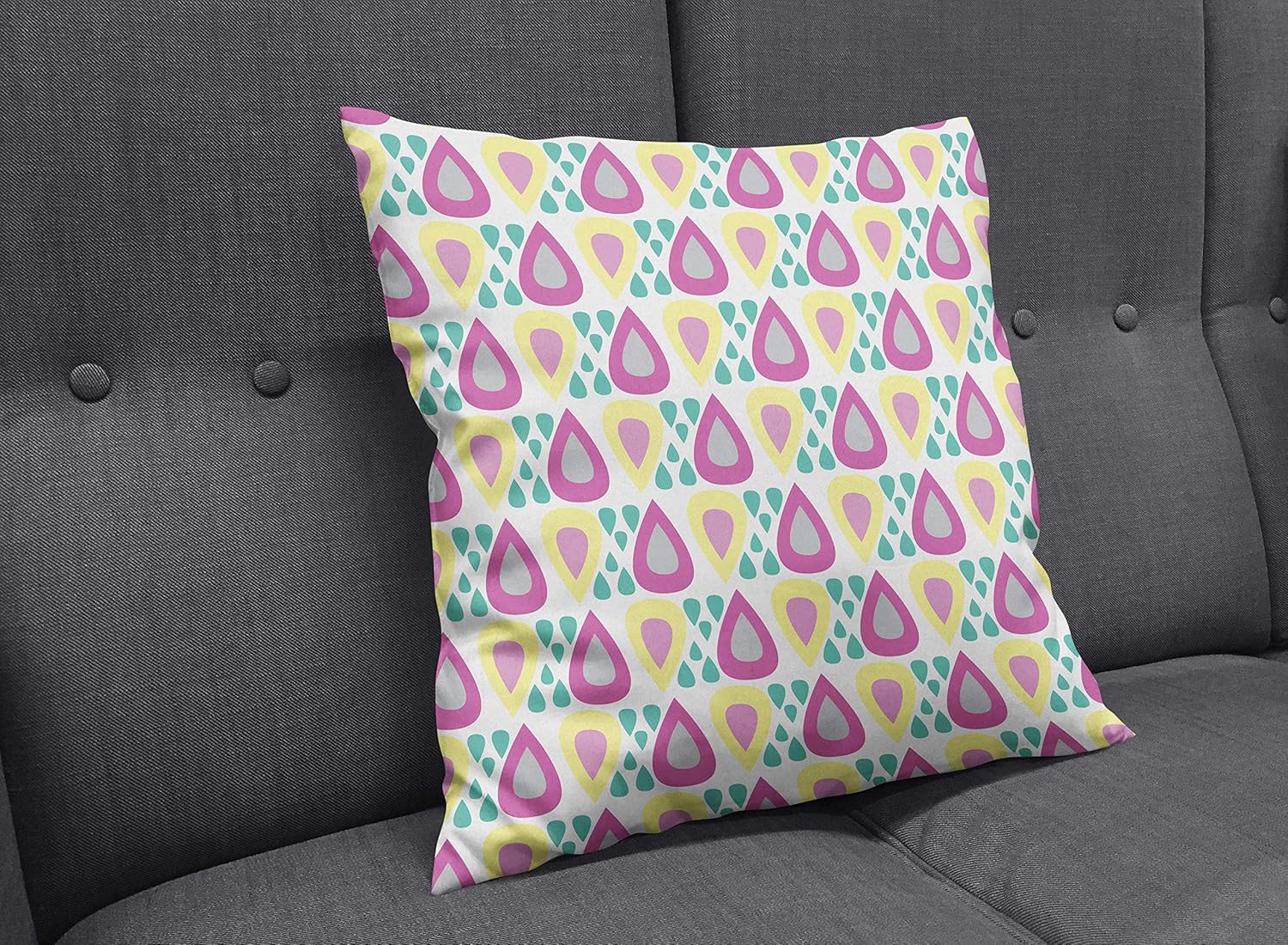 Weißes Kissen mit rosa, grauem, gelbem und grünem Design, Sofakissen 45