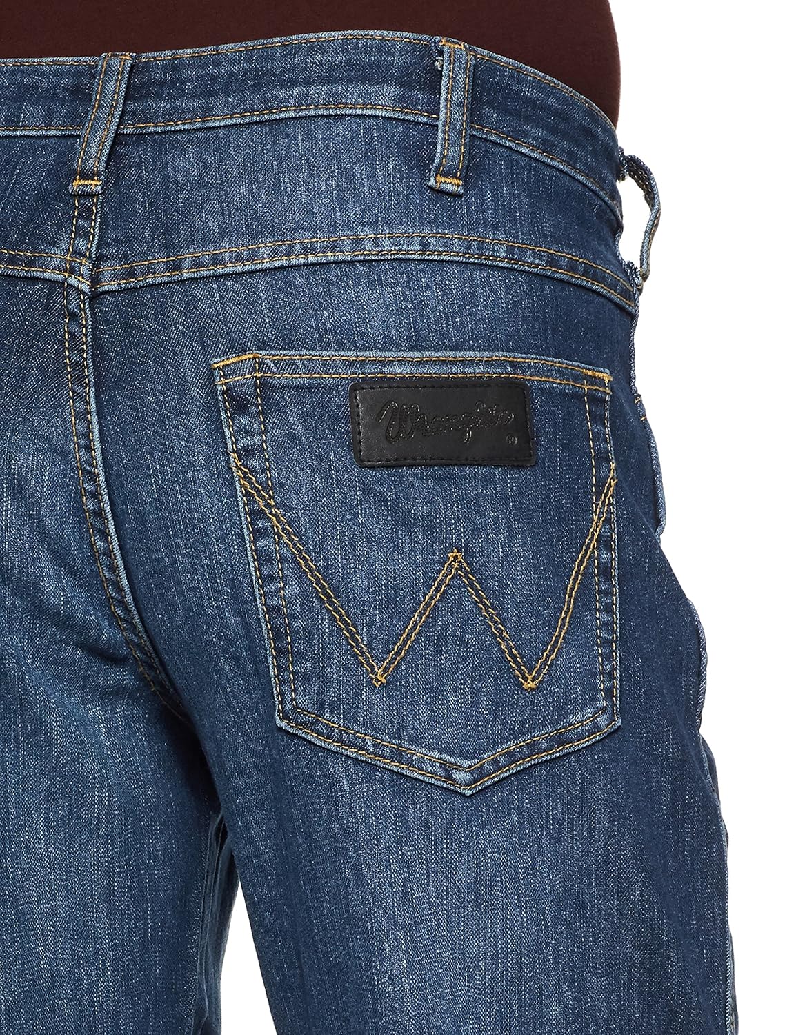 wrangler men's slim fit jeans