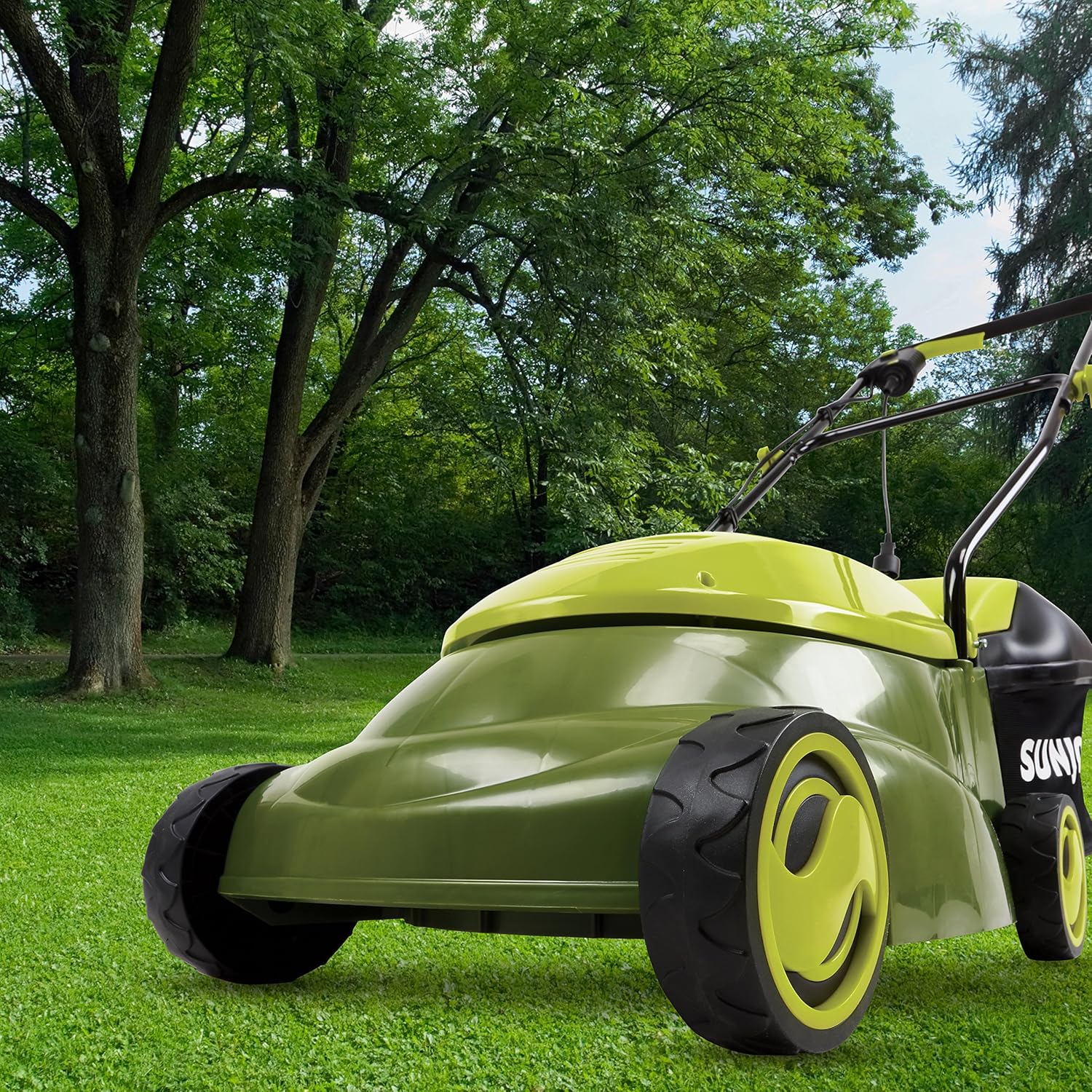 Expert Buying Advice for the Best Lawn Mower of 2018