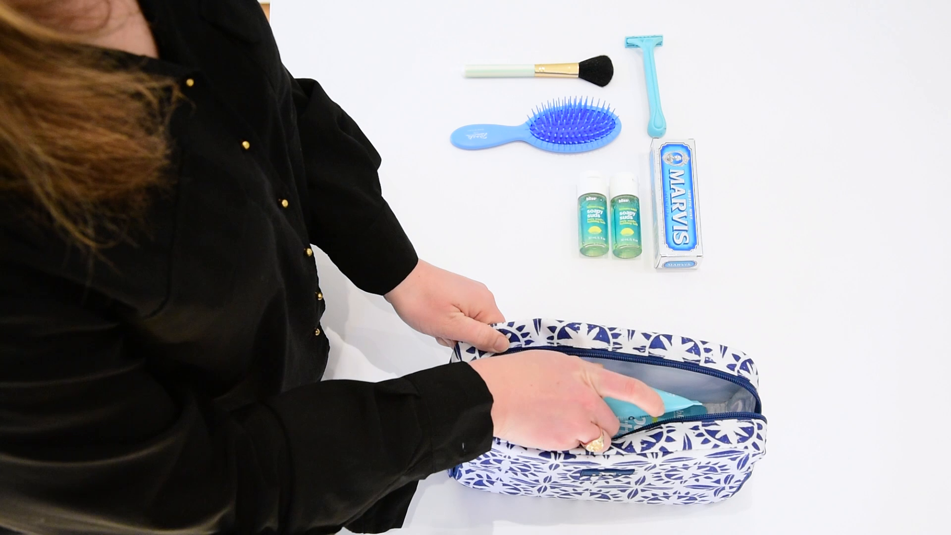 Amazon.com: SCOUT 3-Way Toiletry Bag - Travel Makeup Pouch for