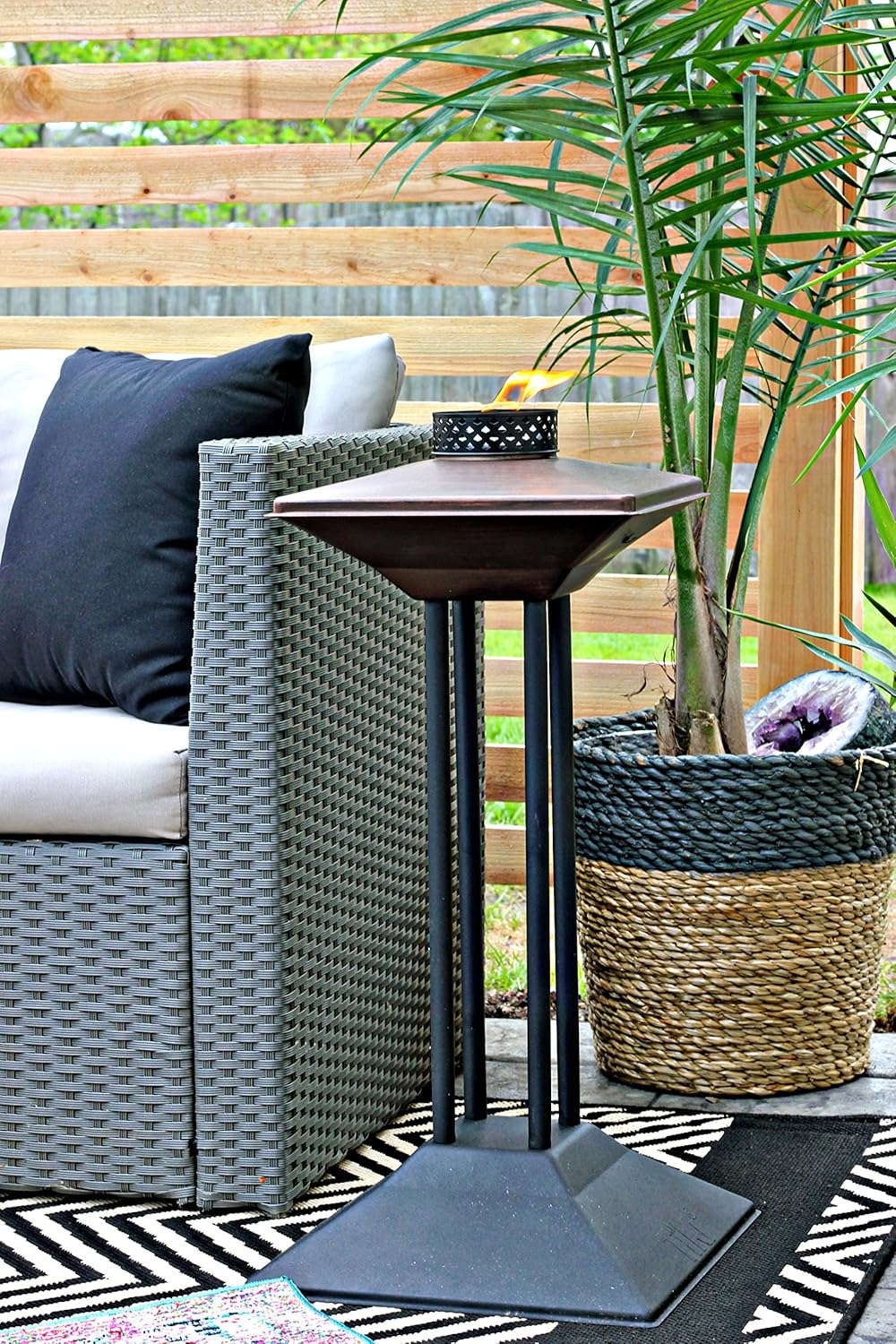 domi patio furniture on Tiki Brand 28 Inch Cordoba Metal Patio Torch Bronze 2 Lanterns Torches Kolenik Patio Lawn Garden