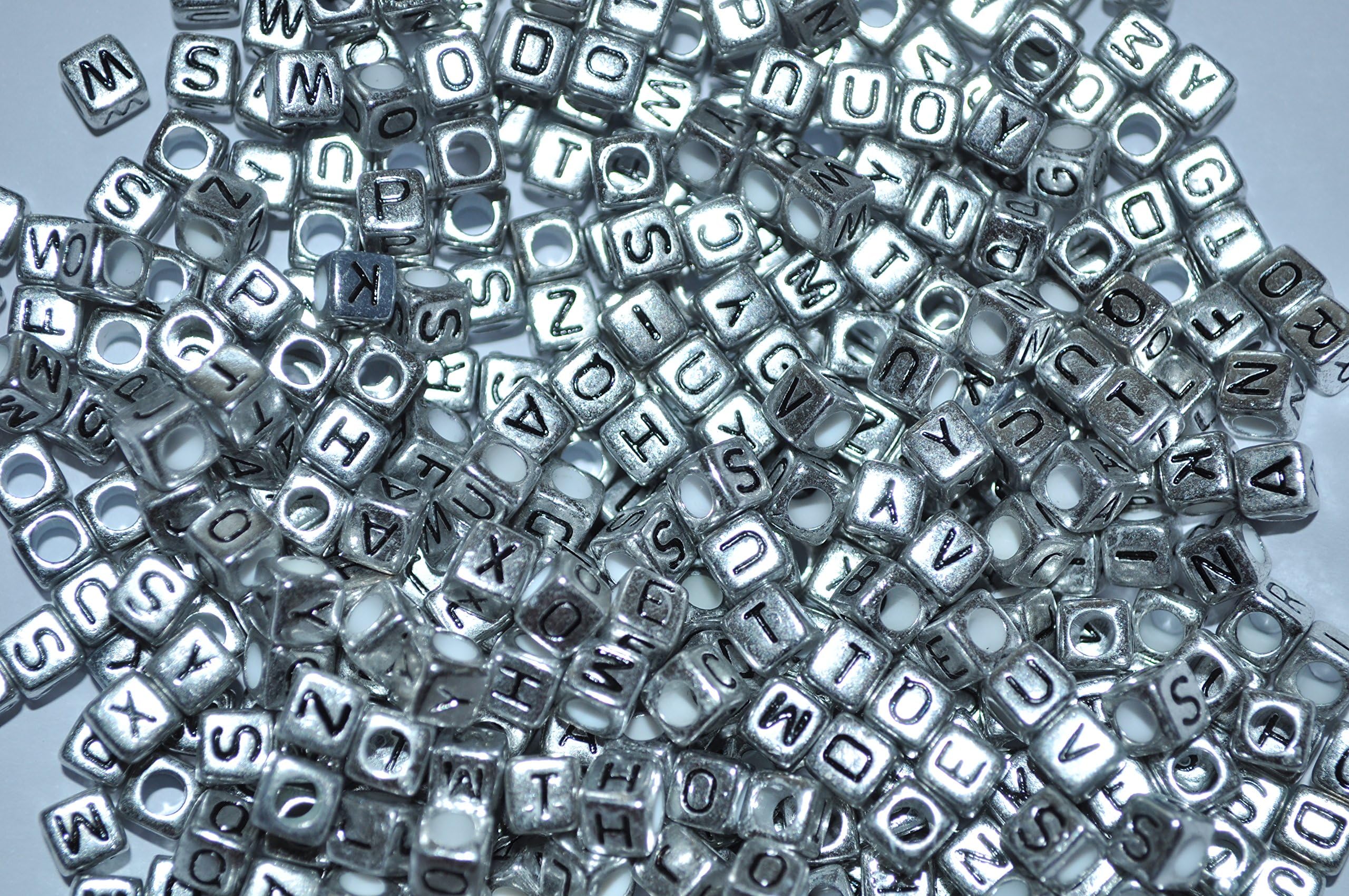 100 pcs/Bag 6mm Silver Cube Alphabets Acrylic Beads (Mixed or Single Letters) (Mixed Letters)