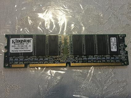 Kingston 128mb valueram kvr-pc100/128-r (740617047172)