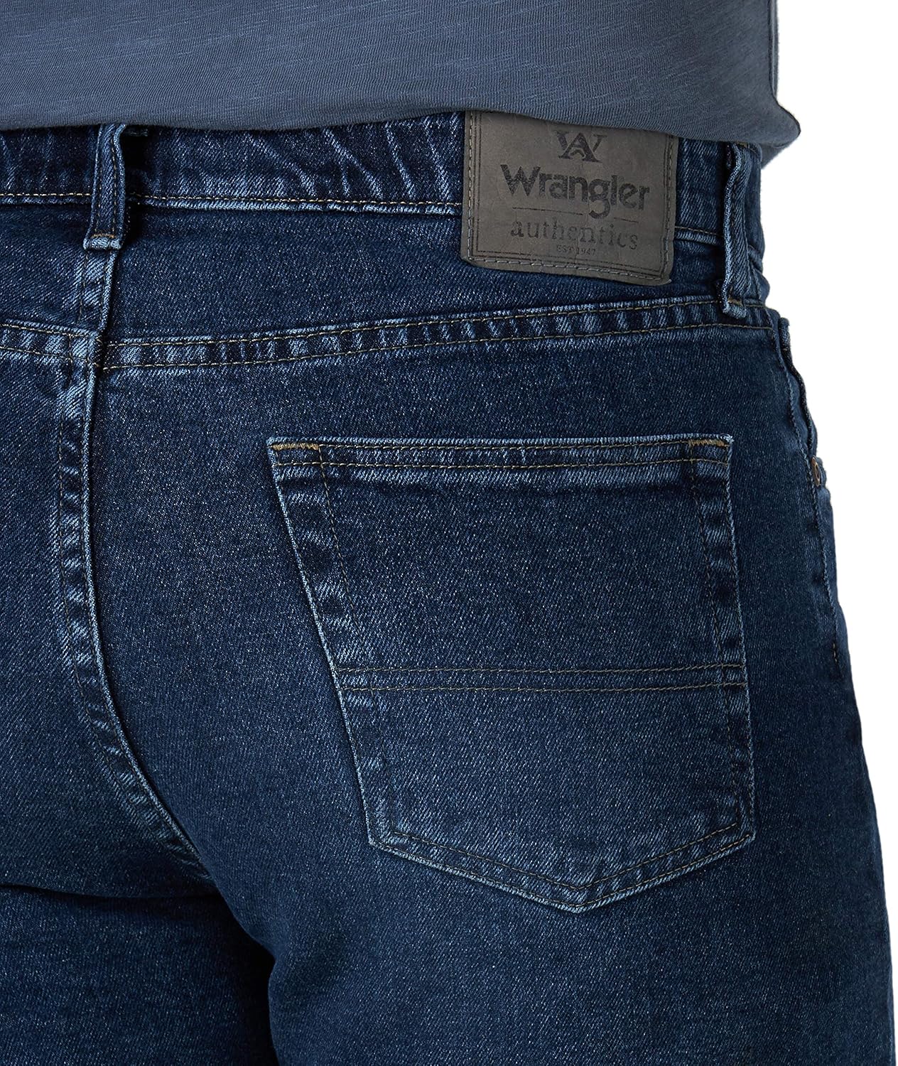 Wrangler Authentics Men's Comfort Flex Waistband Short at  Men’s Clothing store