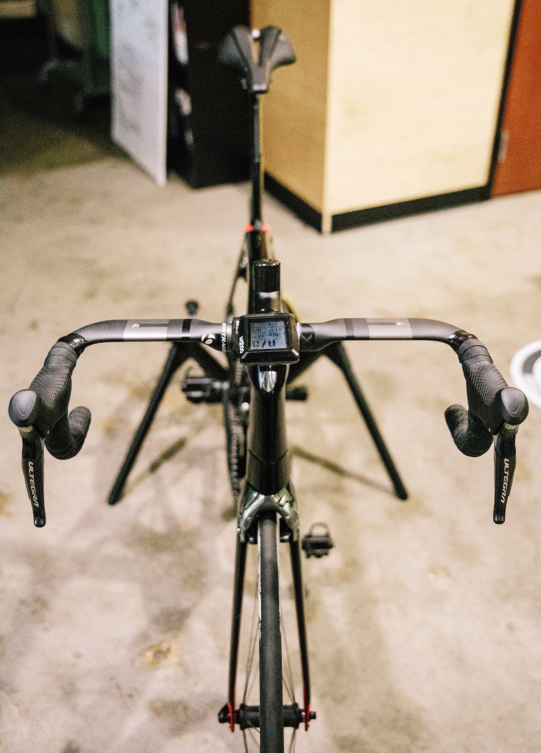 elemnt bolt aerodynamic out front mount
