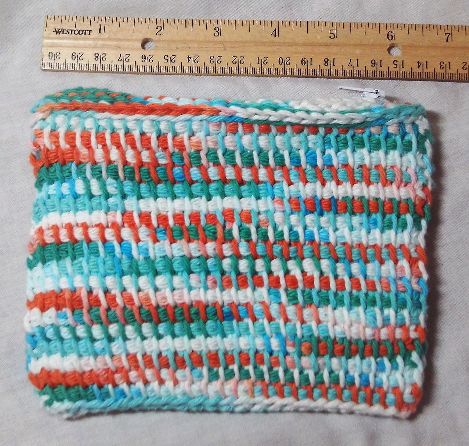 crochet pouch with zipper