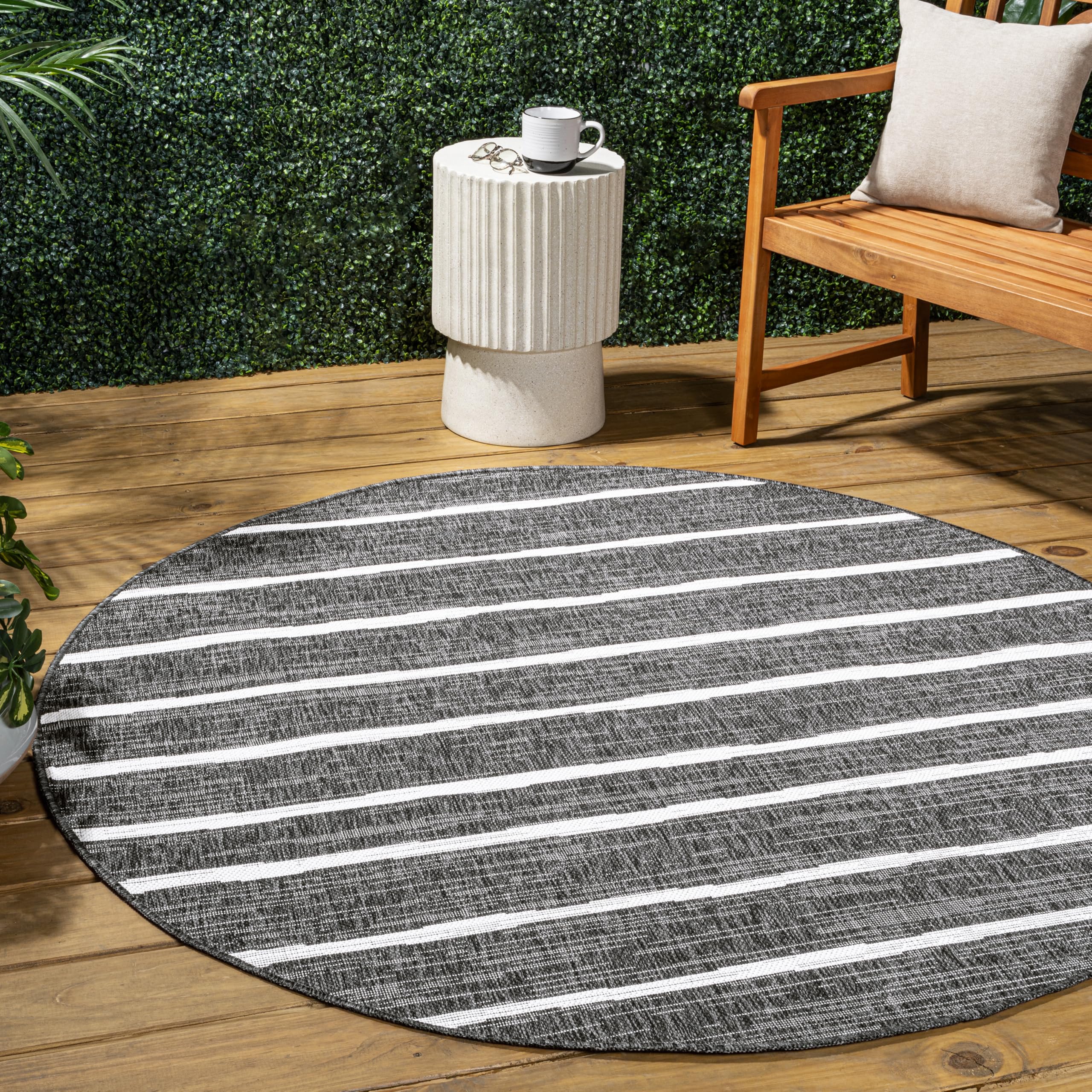 JONATHAN Y Berber Stripe Indoor Outdoor Round Area Rug 9 Ft Black/Ivory, Colonia for Backyard, Patio, Porch, Easy-Cleaning, High Traffic, Pet-Friendly, Non-Shedding (SMB125E-9R) Image
