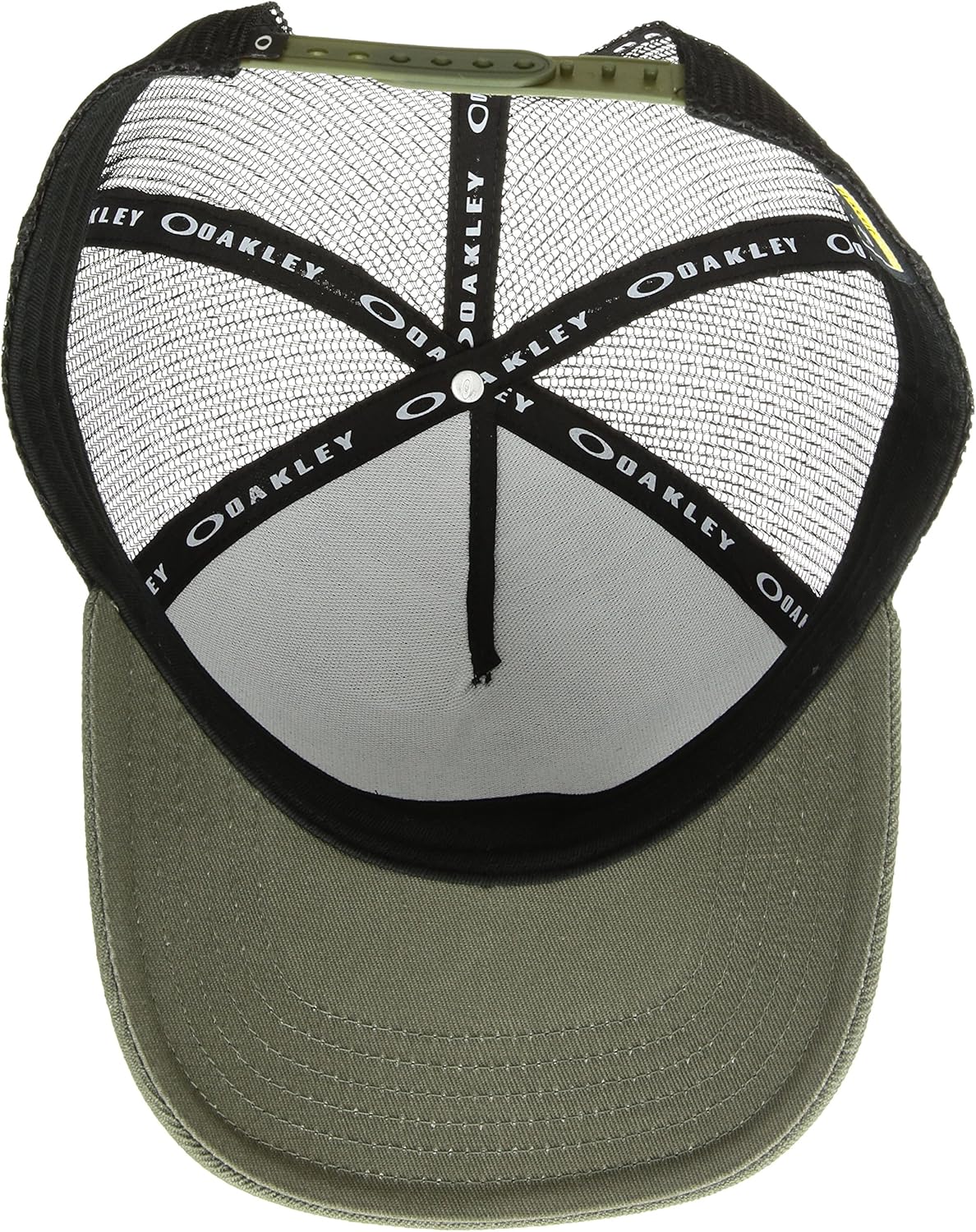 Oakley Men's Chalten Cap: Clothing