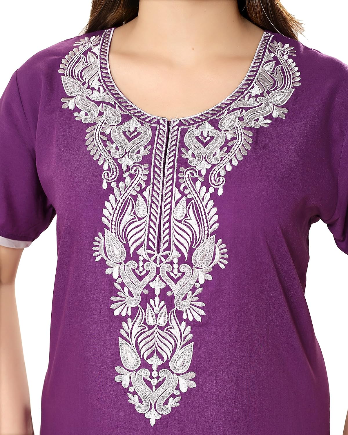 av2 women's cotton embroidered nighty