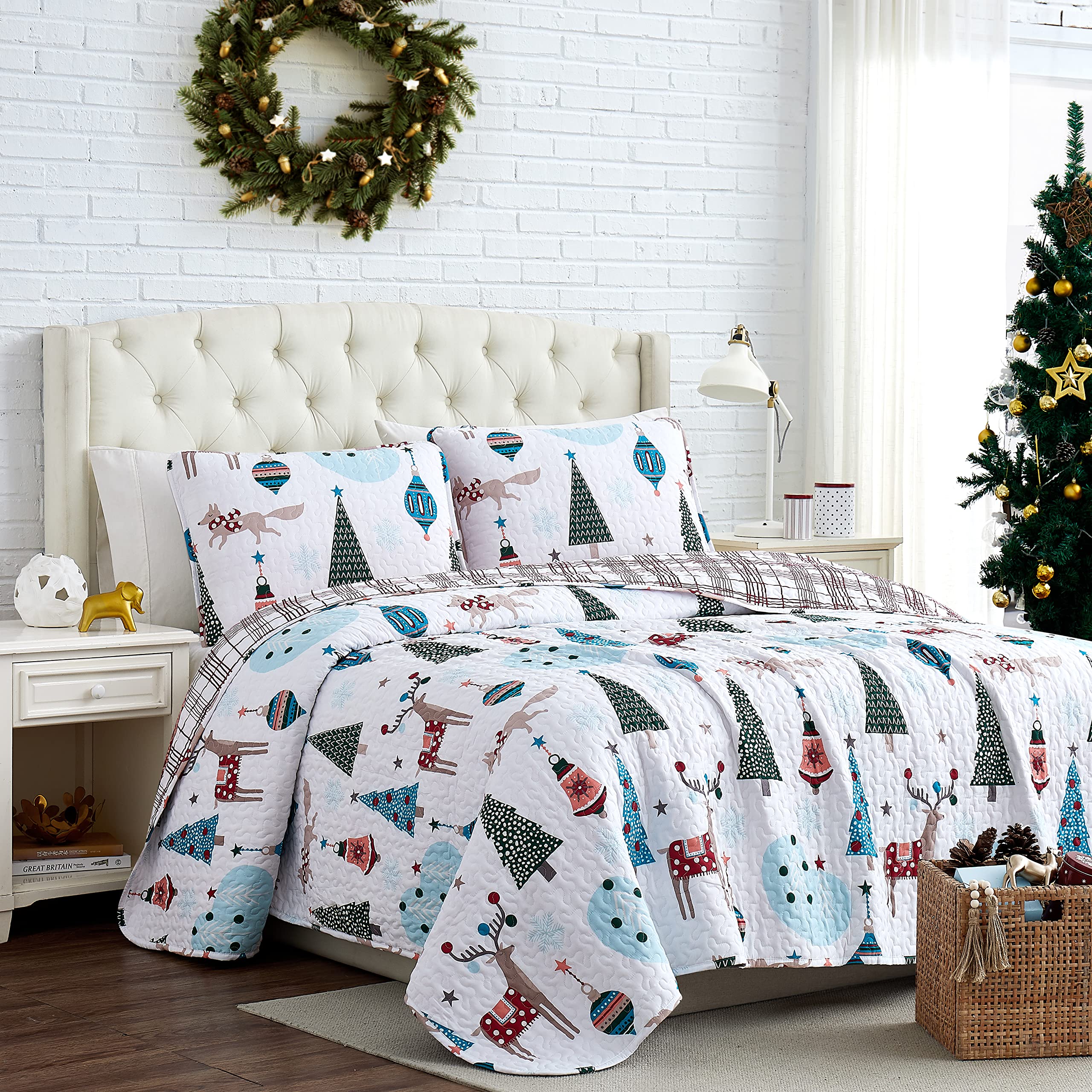 Southshore Fine Living, Inc. Christmas Bedding Set, Twin Size Christmas Quilt Set with Matching Pillow Sham, Holiday Bedding Set, Reversible Quilt, Cute Trees & Reindeer Over Red Plaid Print Image
