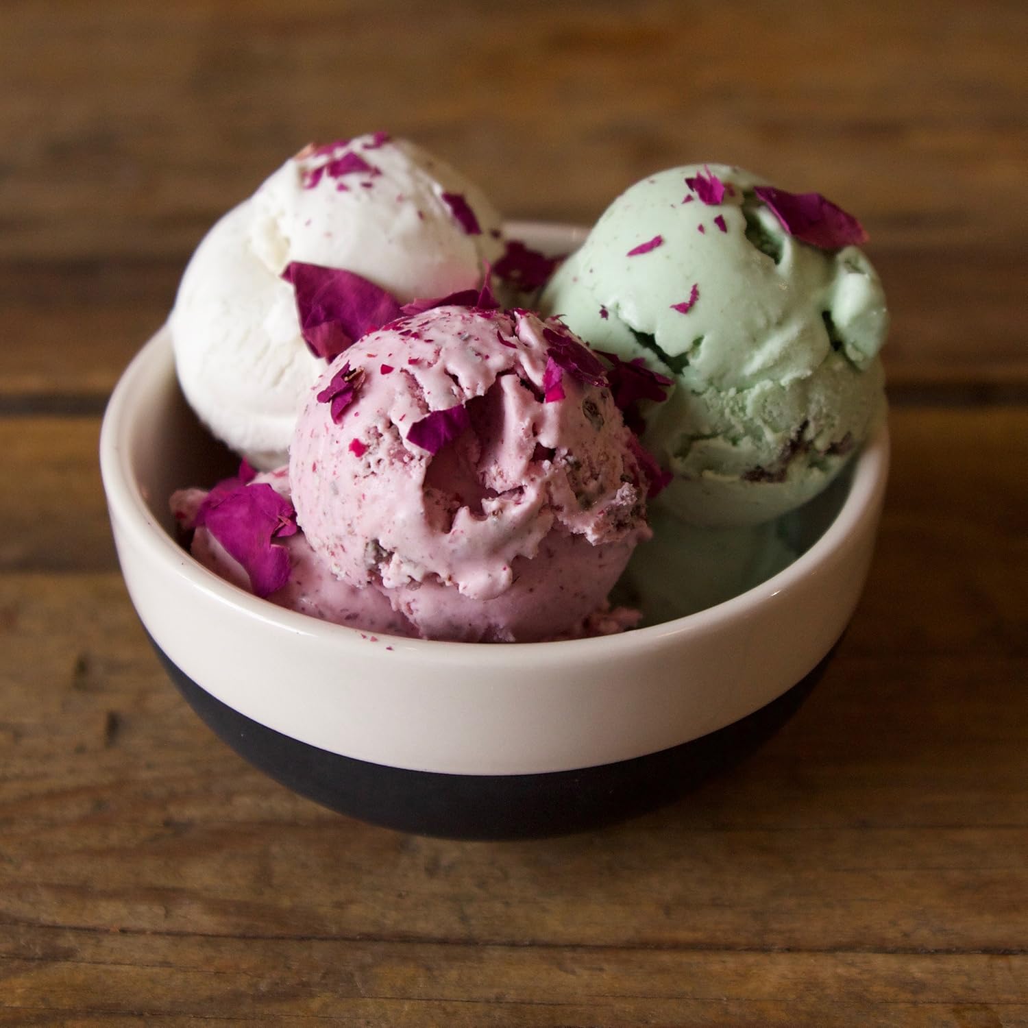 Best Magisso Naturally Cooling White Line Ceramic Carafe