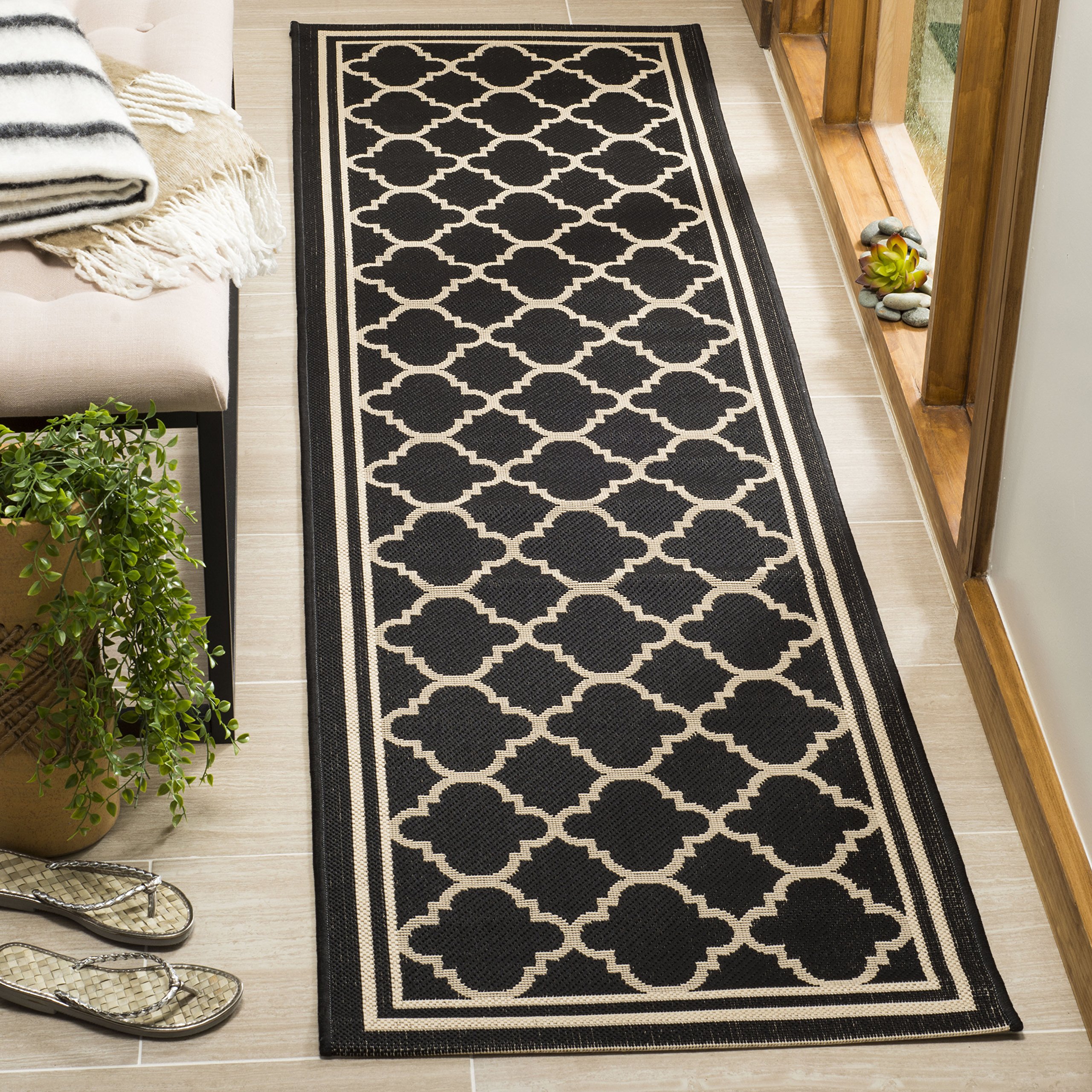Safavieh Trellis Indoor/Outdoor Woven Runner Area Rug, Courtyard Collection, CY6918, in Black / Beige, 69 X 244 cm for Garden, Patio or Any Outdoor Space