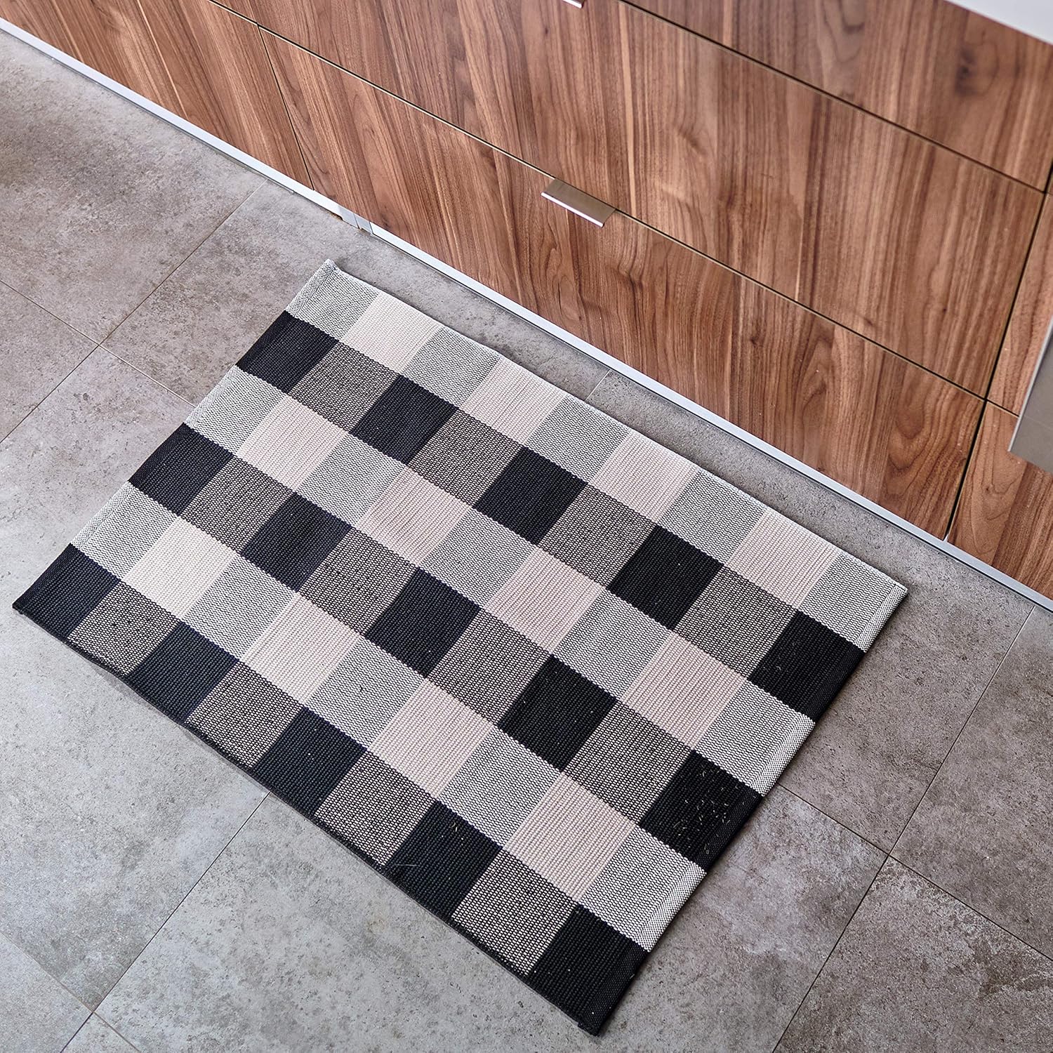 Sierra Concepts 2-Pack Buffalo Plaid Check Rug Door Mat, 35" x 24" Cotton Black/White Indoor Outdoor Layered Front Porch Décor Area, Farmhouse Checkered Rugs Woven - Floor, Laundry, Kitchen, Bathroom: Kitchen & Dining