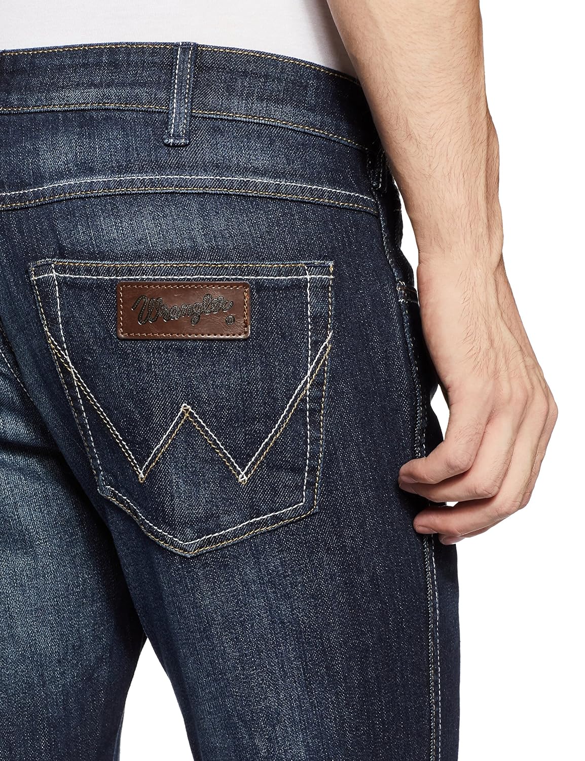 wrangler men's slim fit jeans