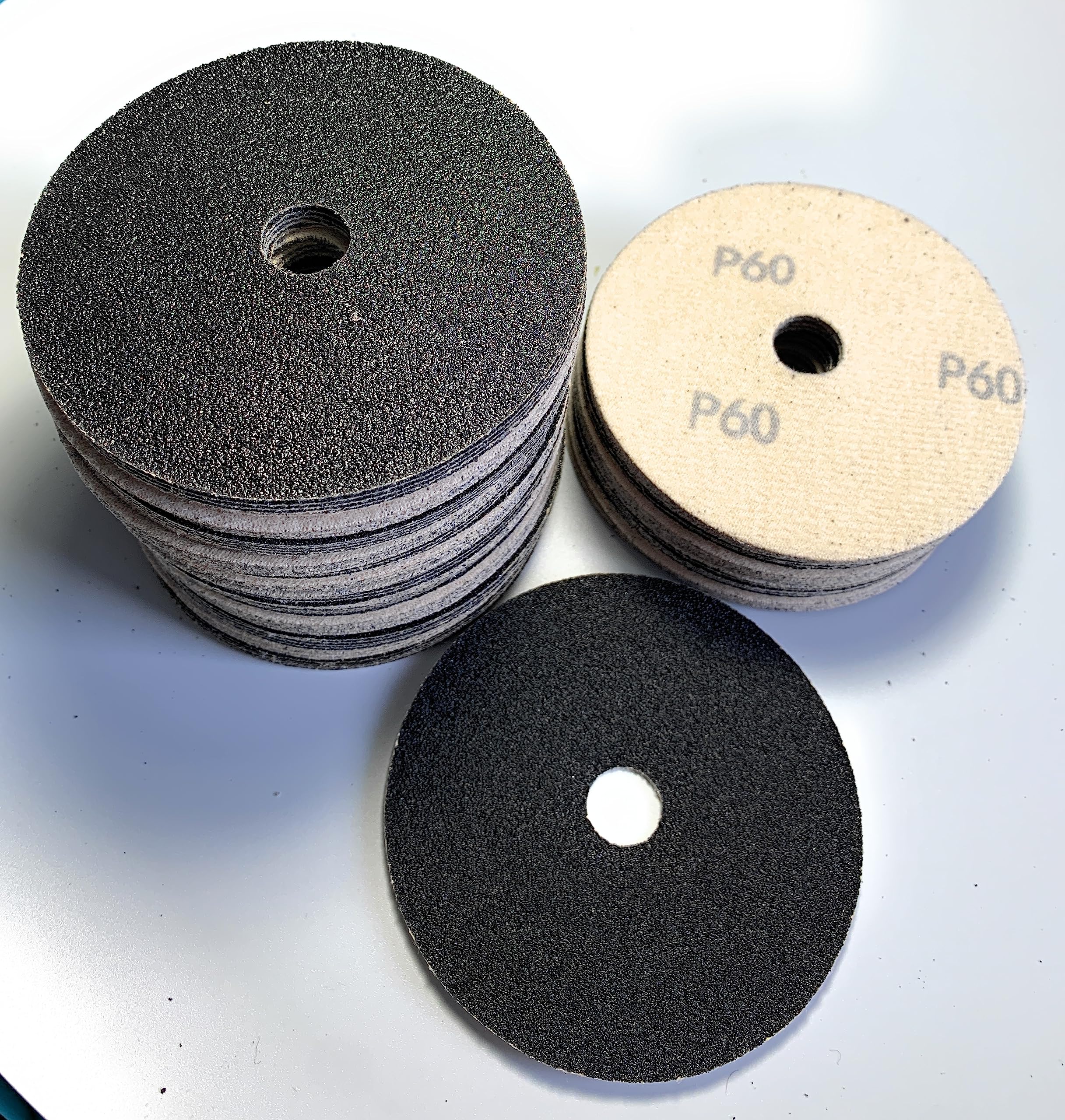 Photo 1 of SIGNI 4 Inch Sandpaper,Silicon Carbide Sanding disc,SiC Wet Dry Sanding Disc, Hook and Loop Abrasive Paper,Velour Sanding Disk (100pcs 60 Grit)