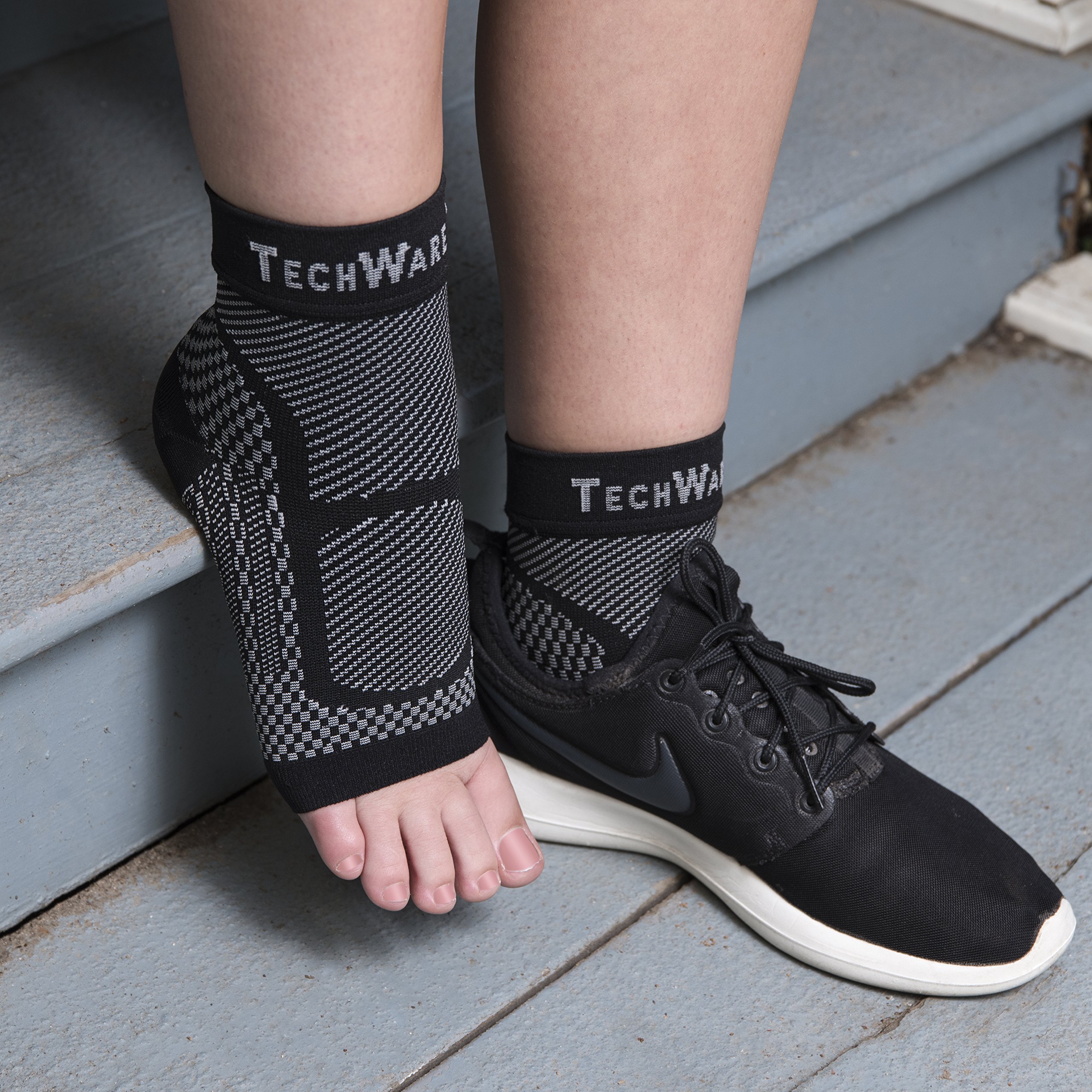 TechWare Pro Ankle Brace Compression Sleeve - Plantar Fasciitis Sock. Relieves Achilles Tendonitis. Foot Arch Support Reduces Joint Pain, Swelling & Heel Spur Pain. Injury Recovery Braces for Sports