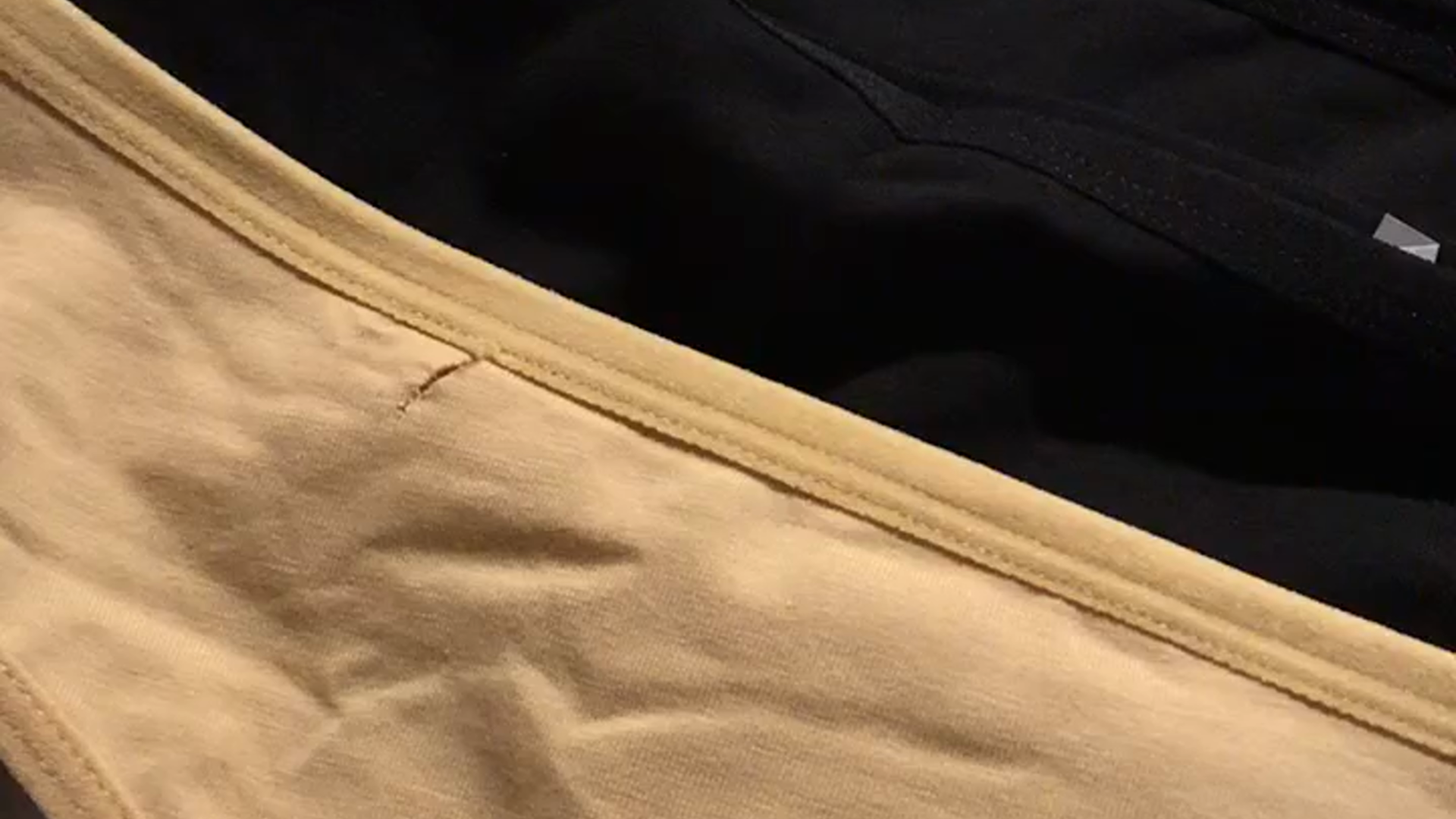 The panty has a whole on it  on Amazon Live