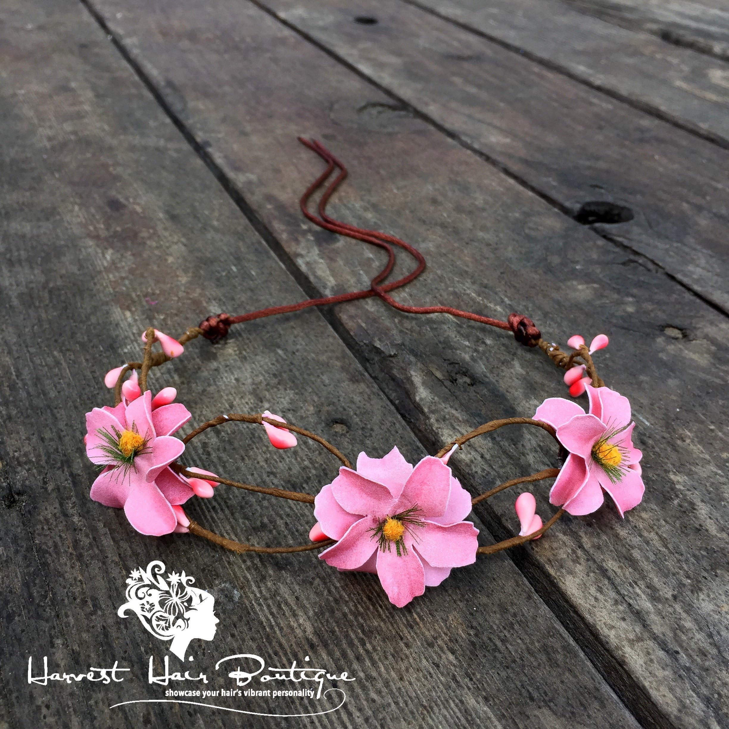 Pink Flower Crown // Fun, feminine, boho flower crown in light pink // Feminine glam style perfect for pinup style or hippie chic costumes