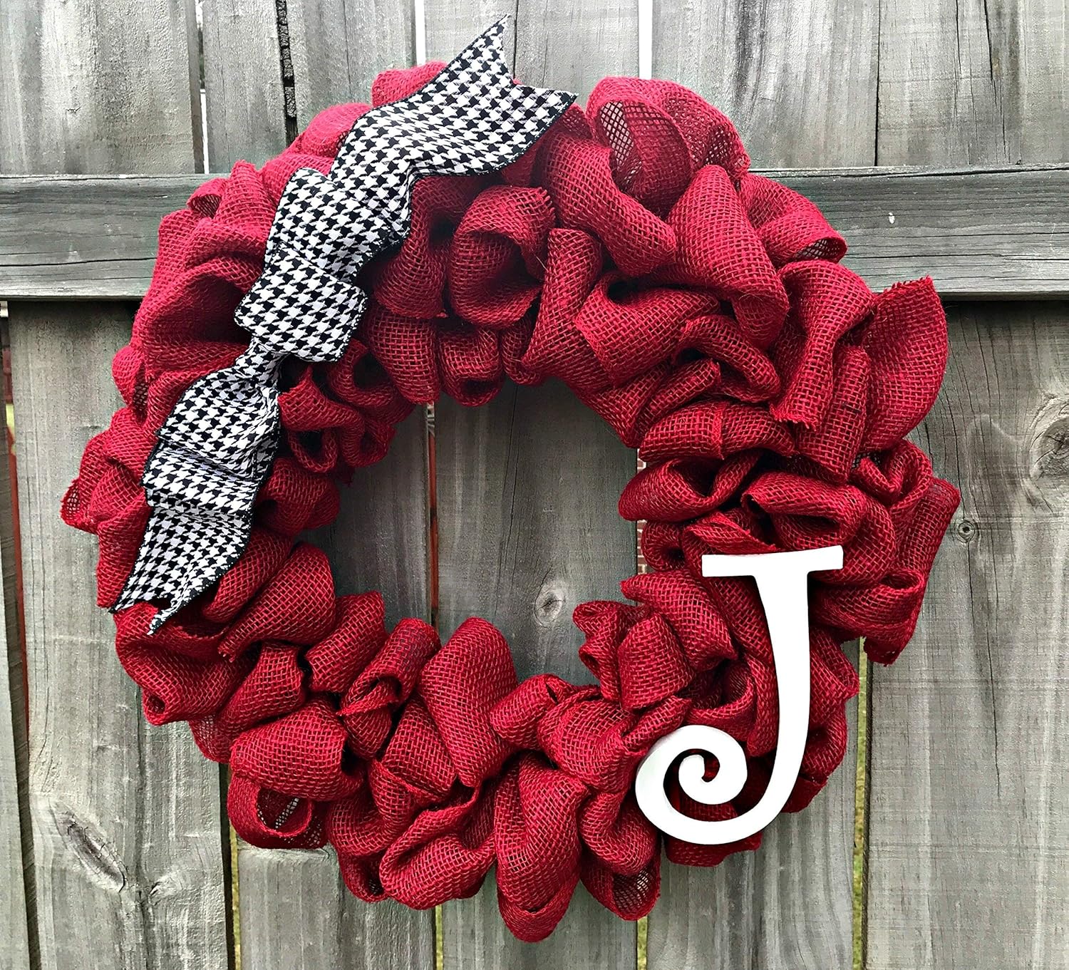 Amazon Com Red Burlap Wreath With Houndstooth Burlap Bow Front