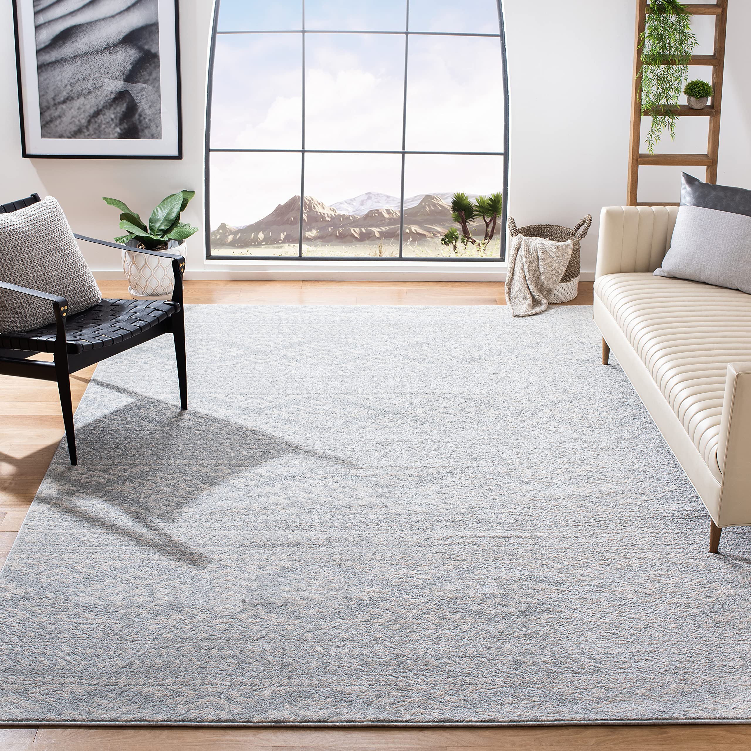 SAFAVIEH Tulum Collection Area Rug - 8' Square, Light Grey & Ivory, Moroccan Boho Tribal Design, Non-Shedding & Easy to Clean, Ideal for Living Room, Bedroom, Dining Space (TUL272F)