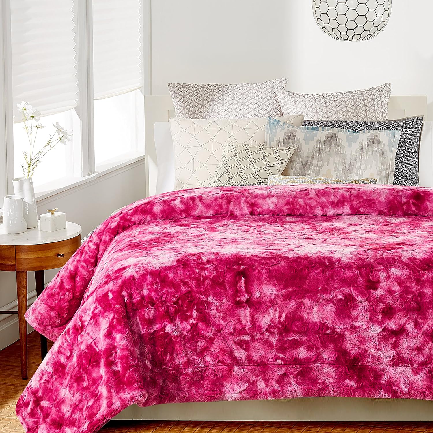 Chanasya Fuzzy Faux Fur Throw Blanket - Light Weight Blanket for Bed Couch and Living Room Suitable for Fall Winter and Spring (Queen) Grey: Home & Kitchen