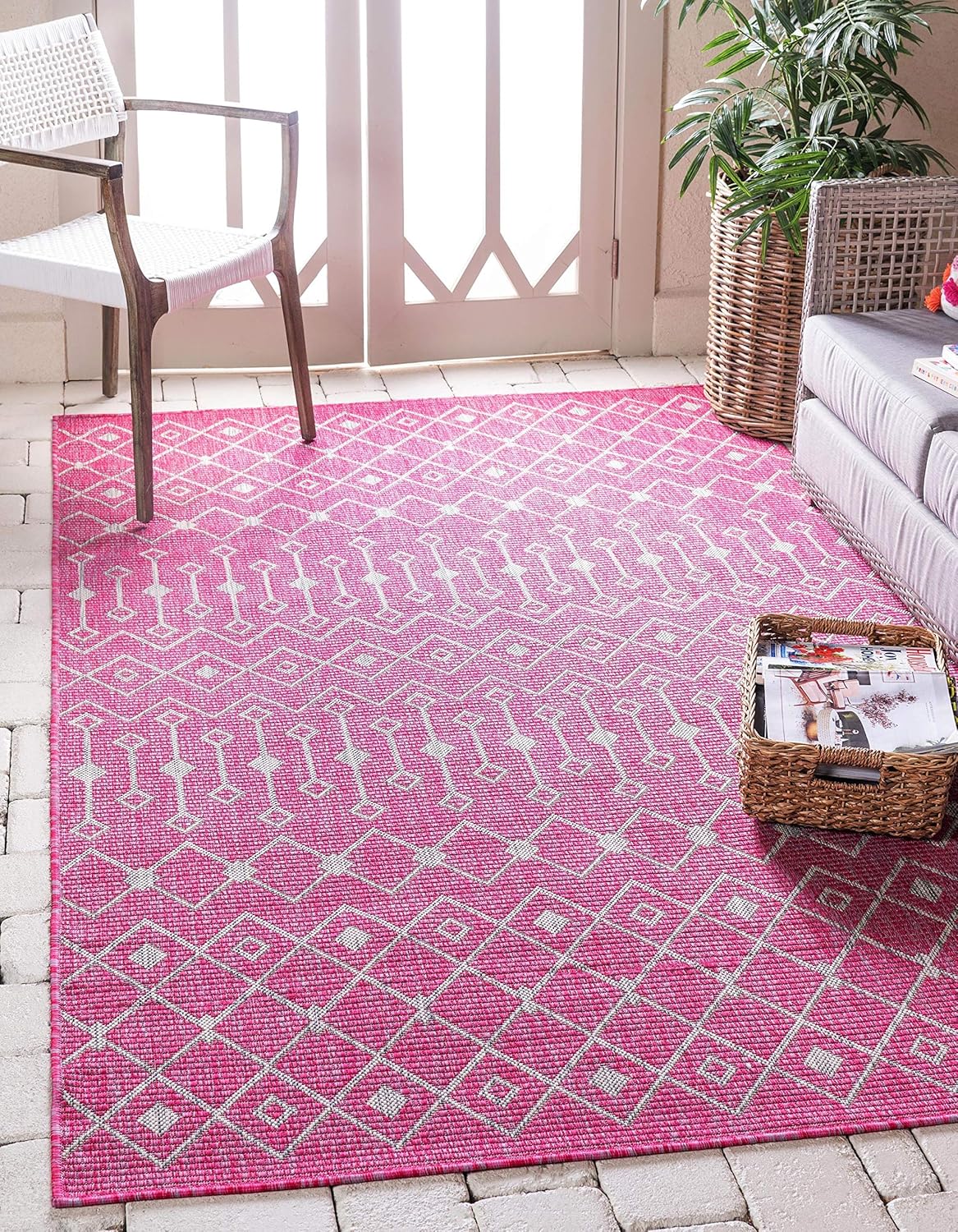 Unique Loom Outdoor Trellis Collection Tribal Geometric