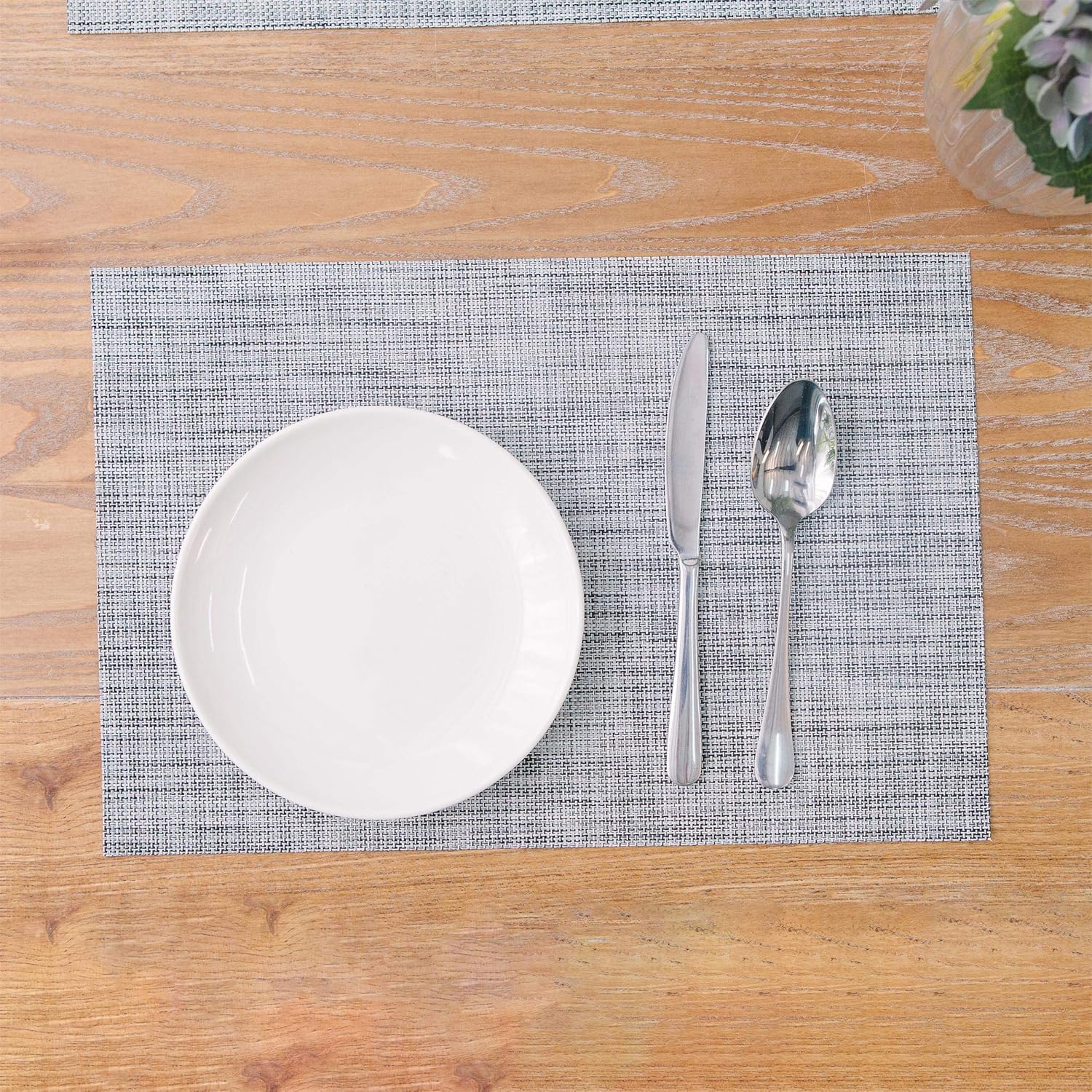 SUNSHINE FASHION Placemats,Placemats for Dining Table,Heat-Resistant Placemats, Stain Resistant Washable PVC Table Mats,Kitchen Table mats (4, Smoky Grey): Home & Kitchen