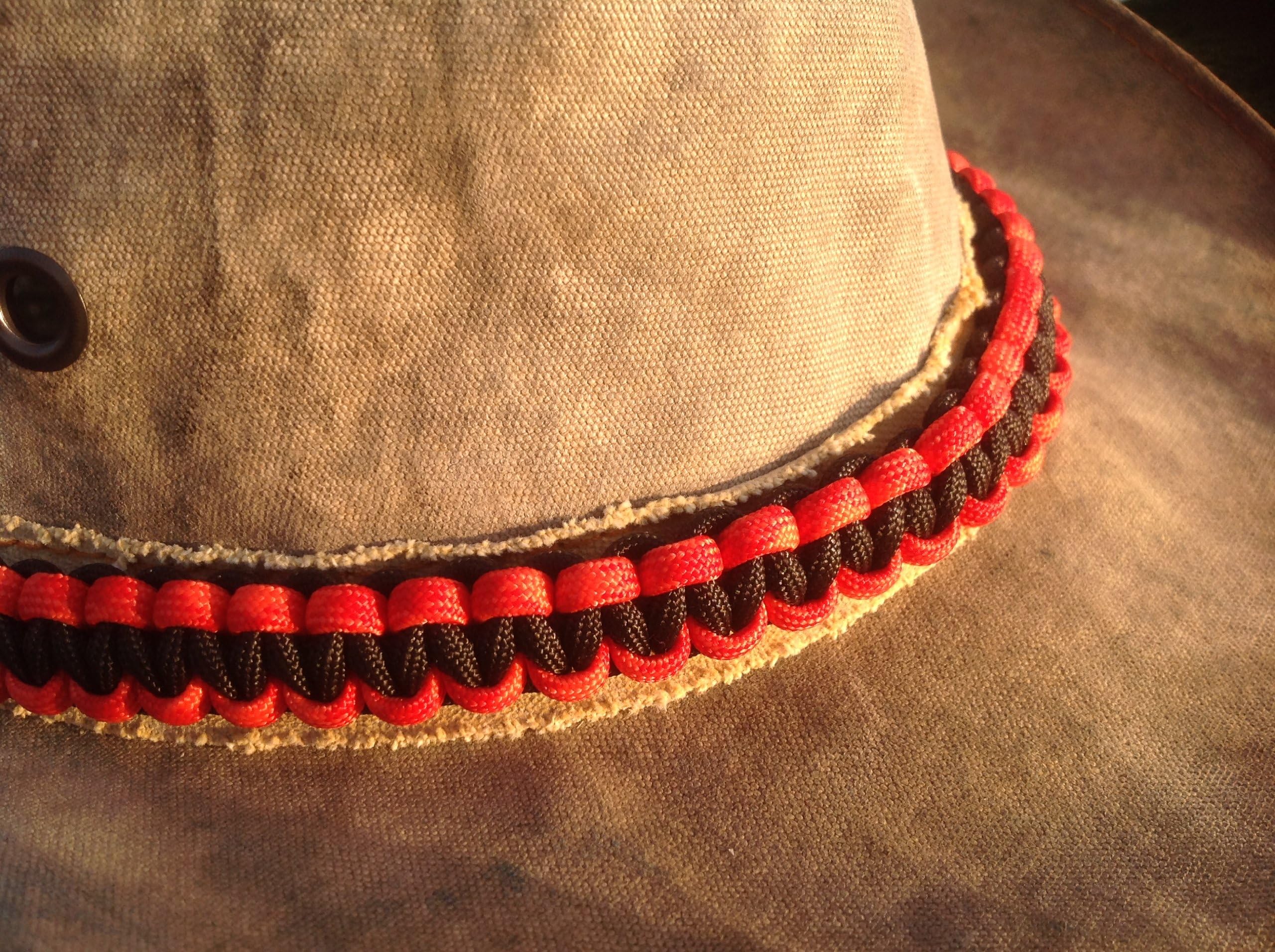 TarphatParacord Hatband made with 550 paracord will fit any wide brim hat