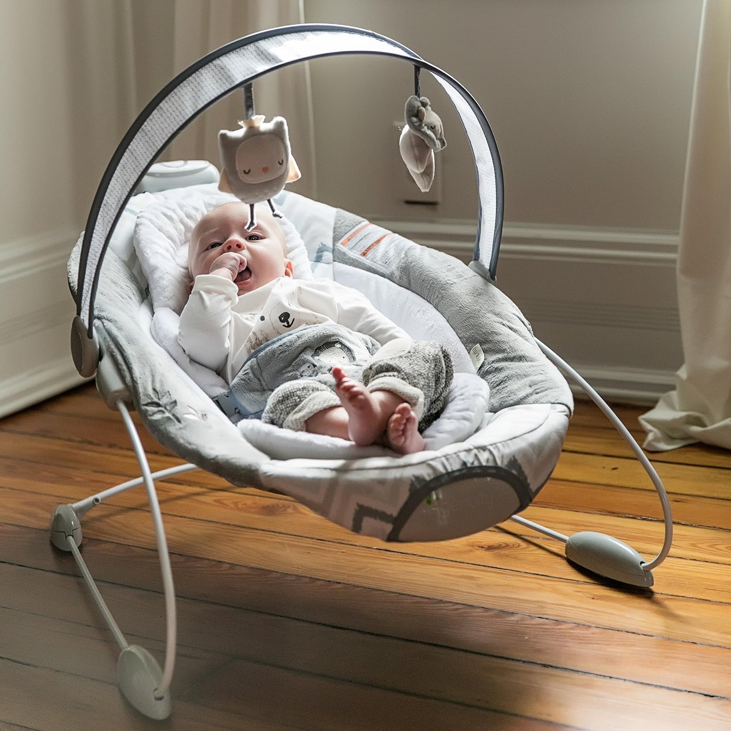 chadwick smartbounce automatic bouncer in grey