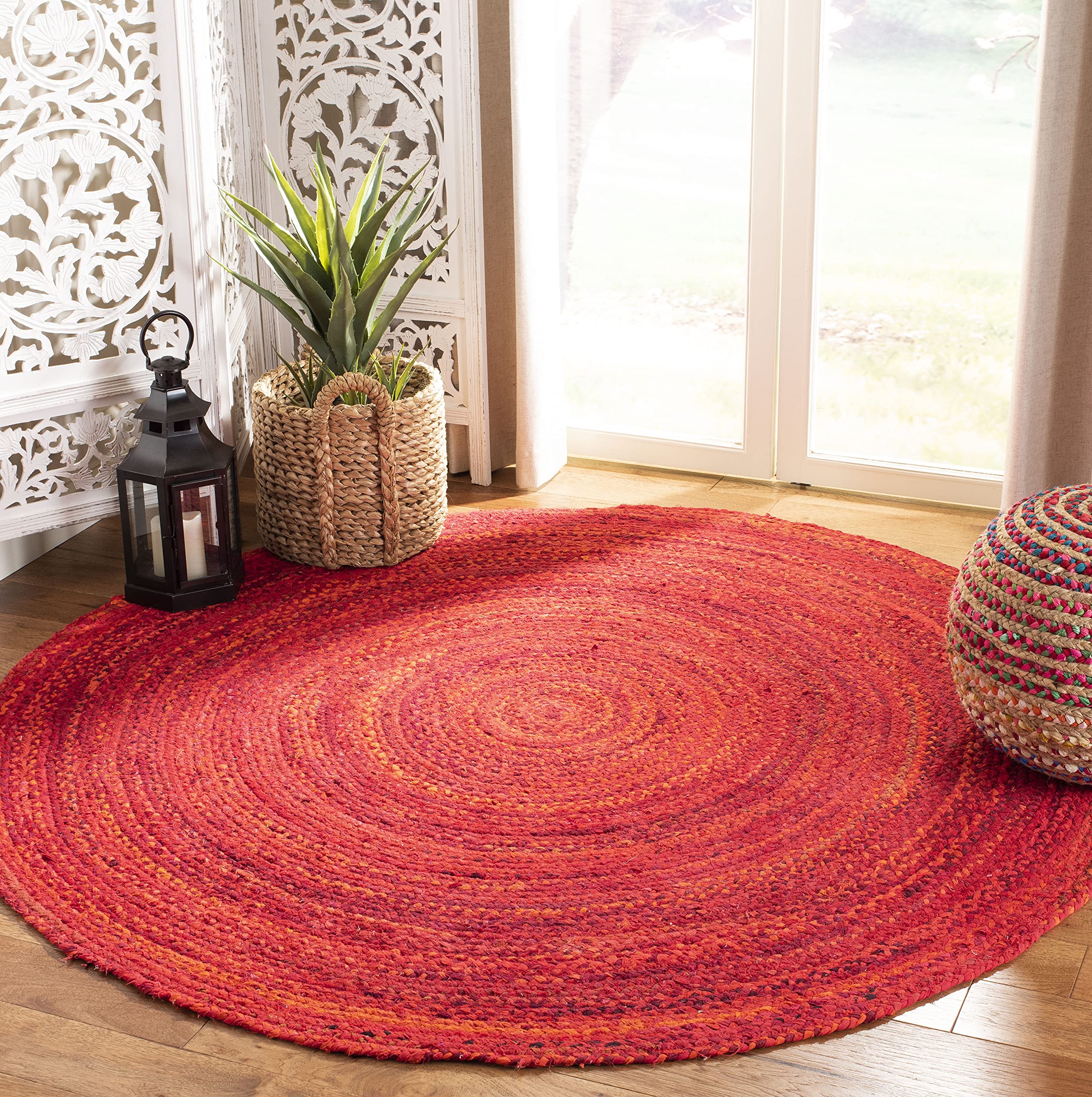 SAFAVIEH Braided Collection 4′ Round Red BRD452Q Handmade Country Cottage Reversible Cotton Area Rug