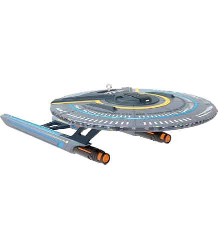 Amazon.com: Hallmark Ornament: 1996 U.S.S Voyager | QXI7544 | Star