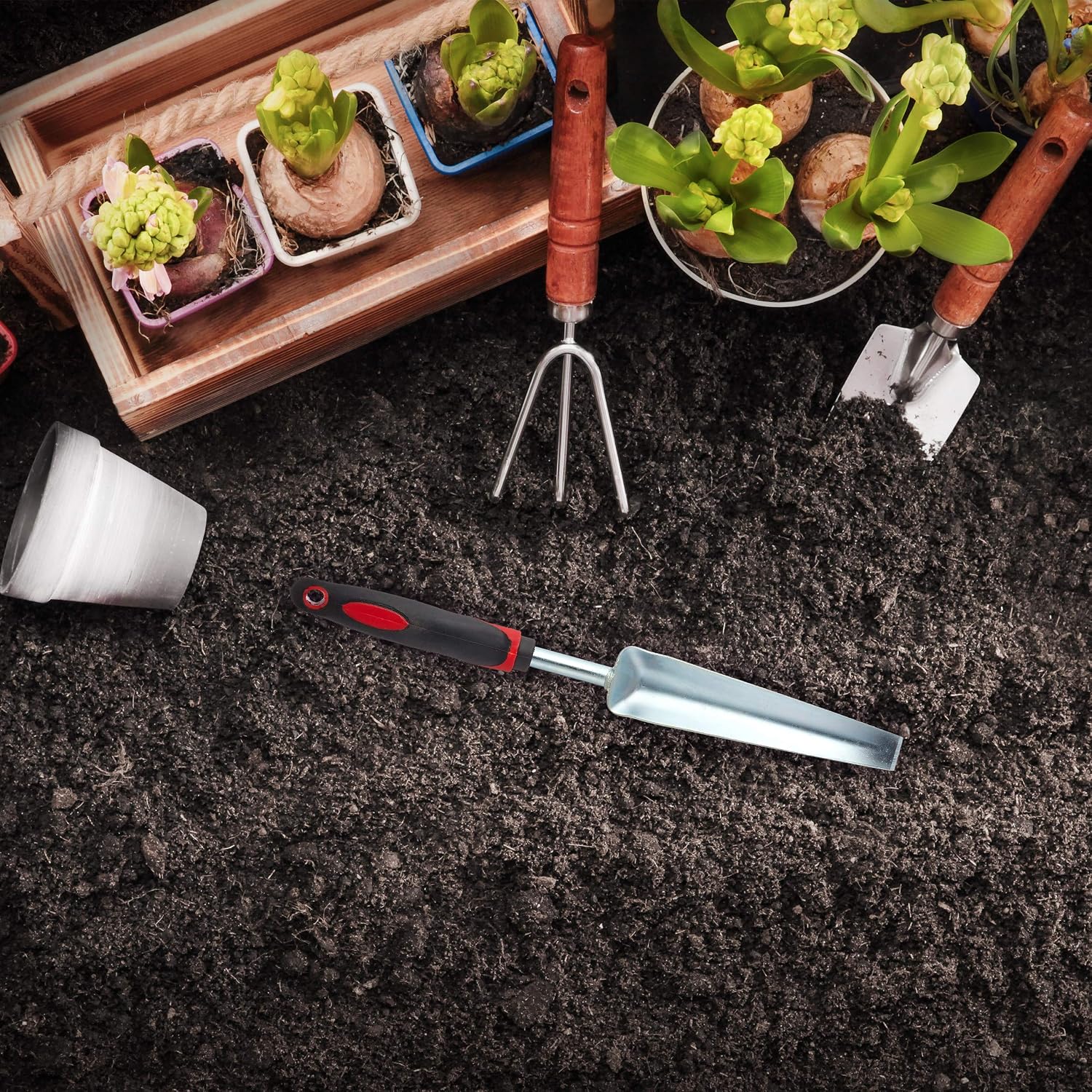 Relaxdays Grubber and Effective Weed Remover, Ergonomic Handle, L: 37.5 cm, Black-Red - Image 4
