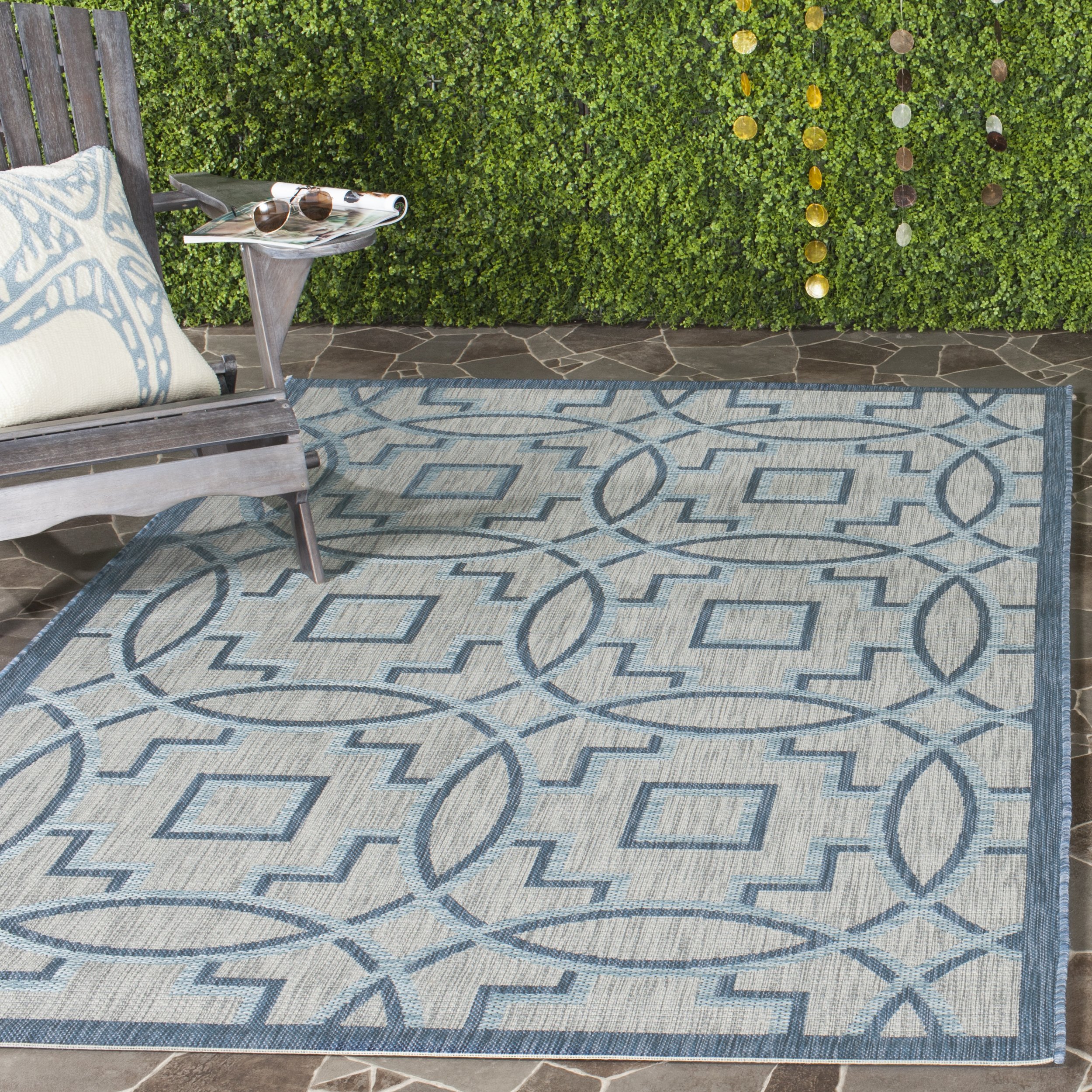 Safavieh Contemporary Indoor/Outdoor Woven Rectangle Area Rug, Courtyard Collection, CY8499, in Grey / Navy, 79 X 152 cm for Garden, Patio or Any Outdoor Space