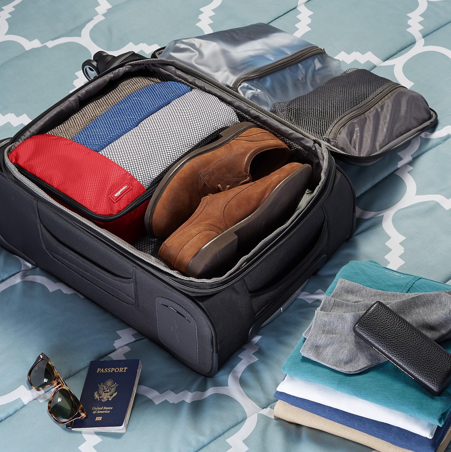  | Basics 4 Piece Packing Travel Organizer Cubes Set - Medium, Red | Packing Organizers