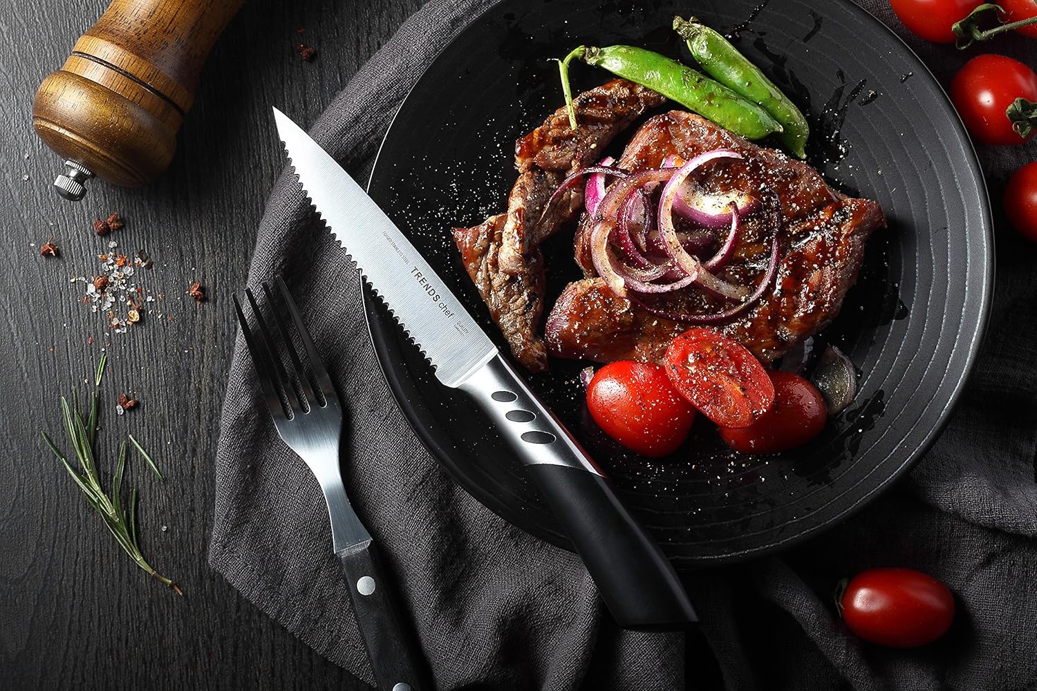 TRENDS 6 Pc Premium Steak Knife Set. High Carbon German Quality