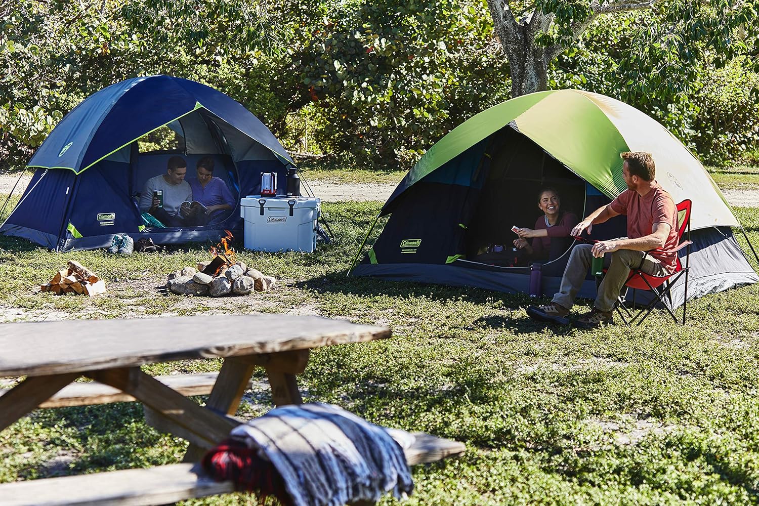 2000024582 Coleman Sundome 4 The Coleman Company Inc Outdoor Recreation