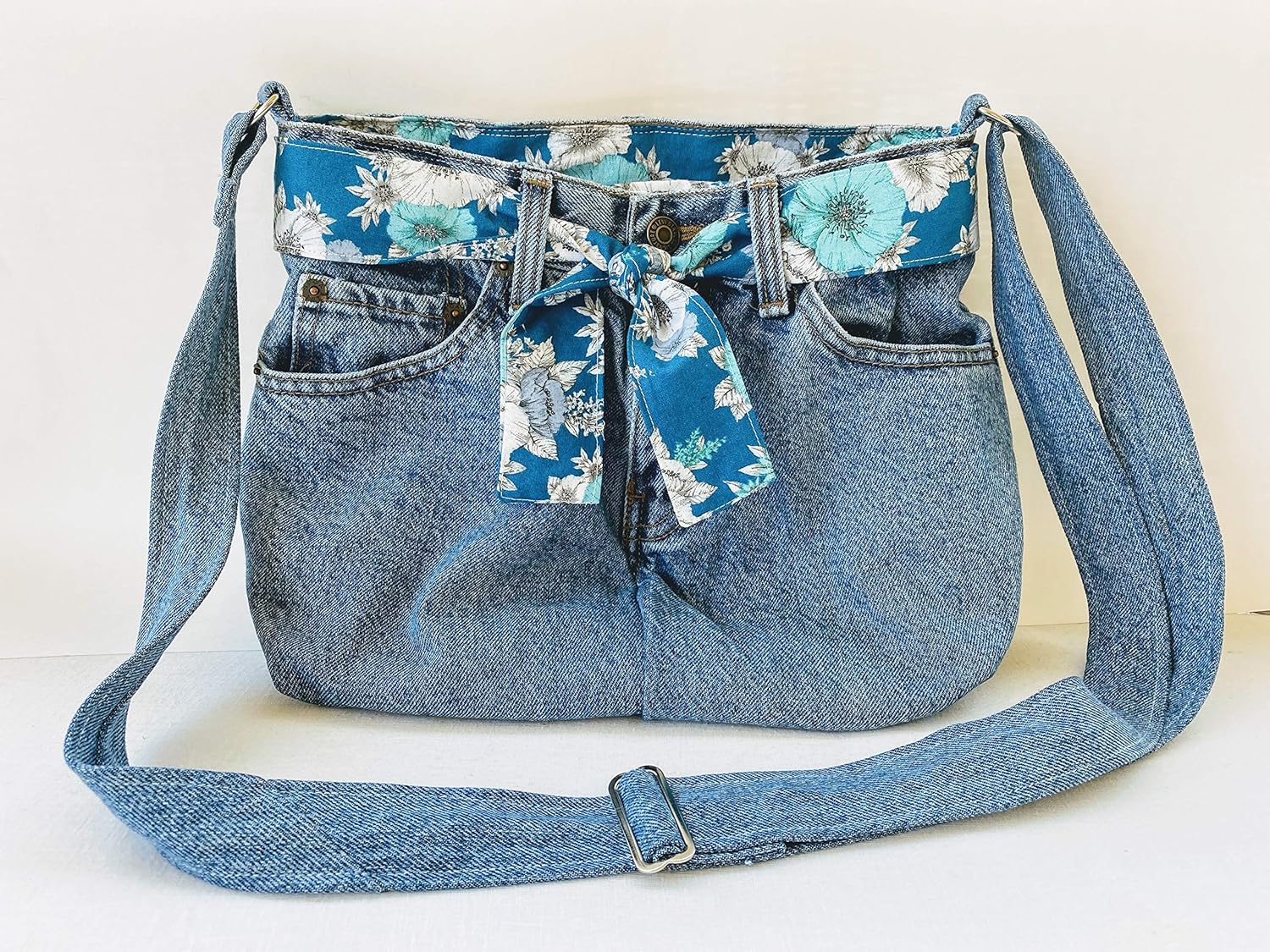 levis body bag