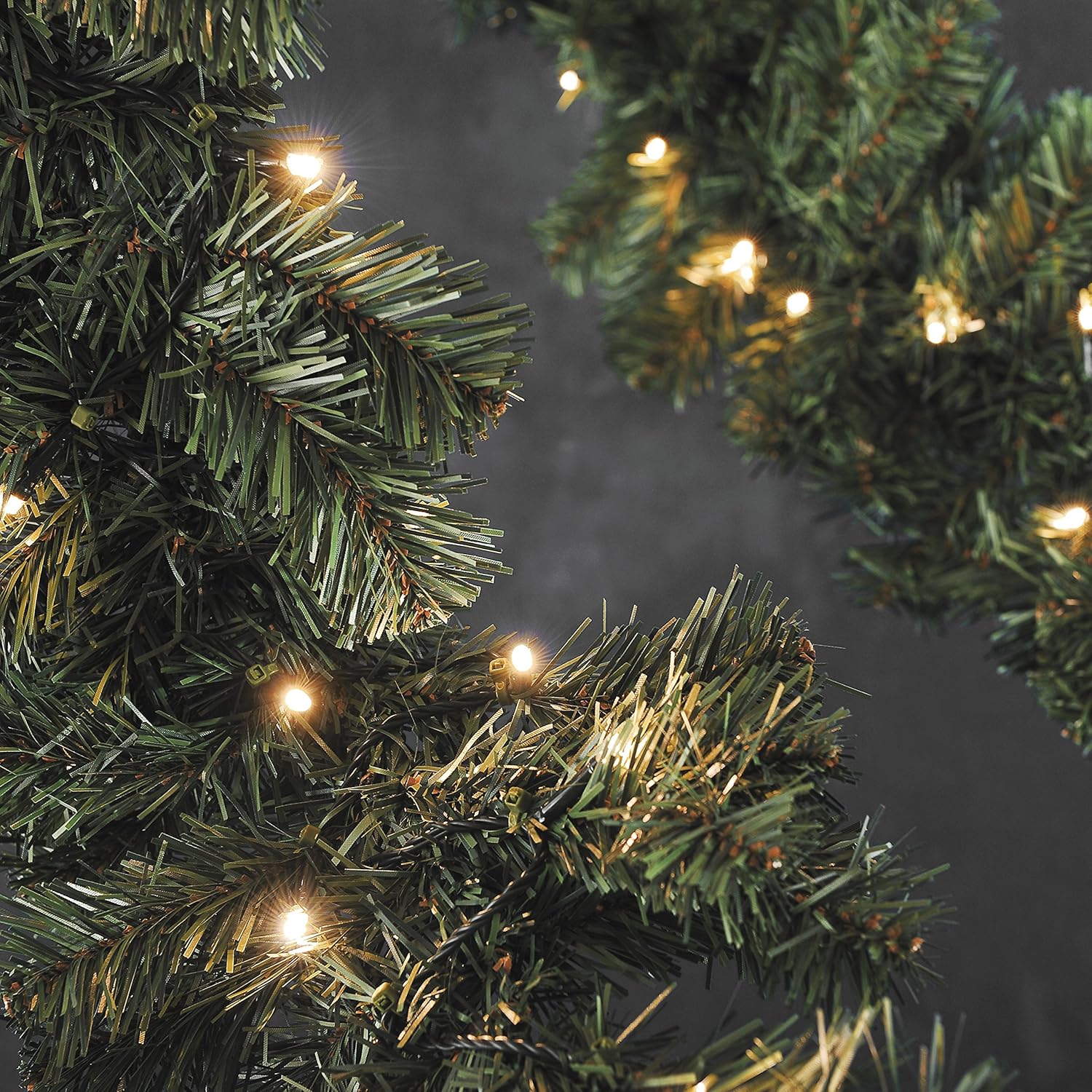 Konstsmide 2708-800 LED Spruce Garland/for Outdoor or Indoor Use (IP20) / 120 Amber White Diodes / 5m Garland/Green Cable, Warm White - Image 3