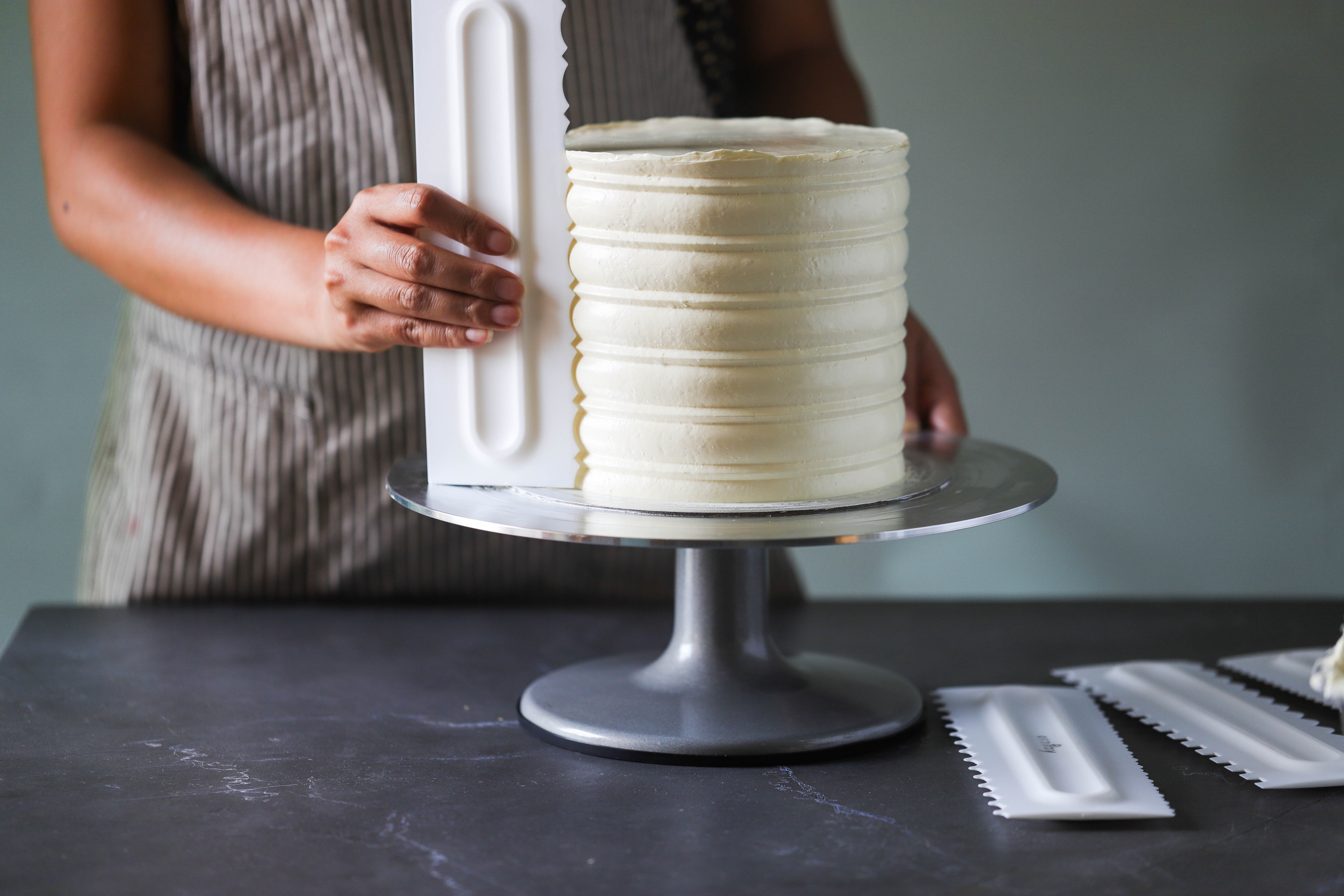 4 Kayaso+Decorating+Icing+Smoother+Scraper