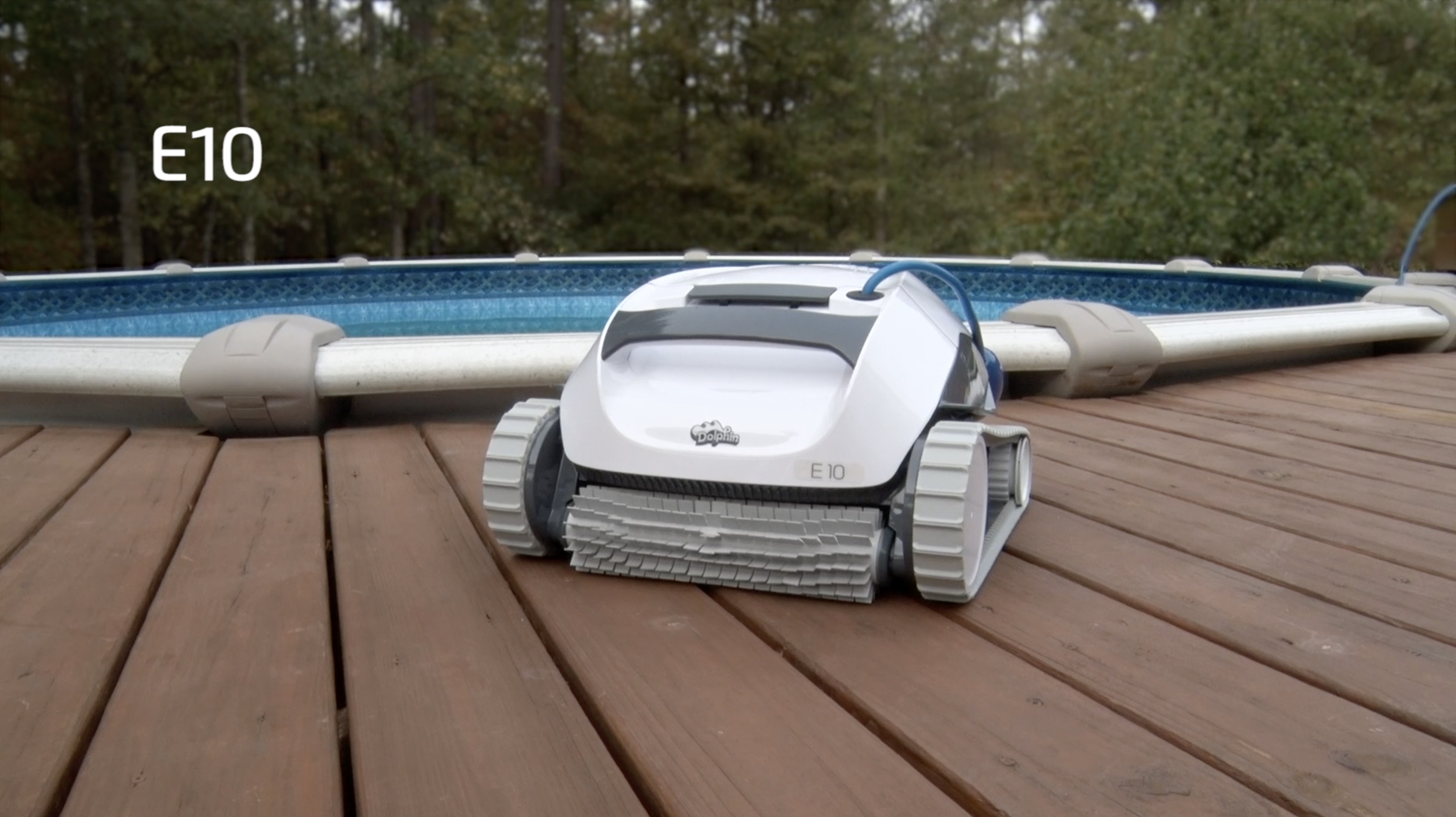 6 Maytronics+Dolphin+E10+Swimming+Cleaner