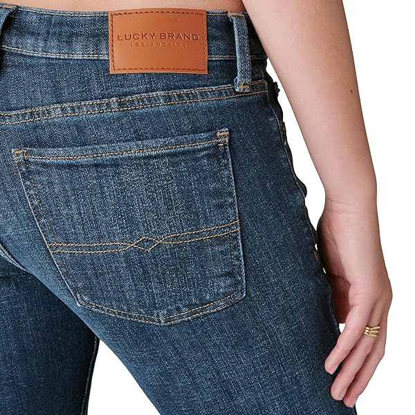 LUCKY BRAND WOMEN’S MID RISE SWEET BOOTCUT JEAN, DARK MATTER WASH, 25W X 30L