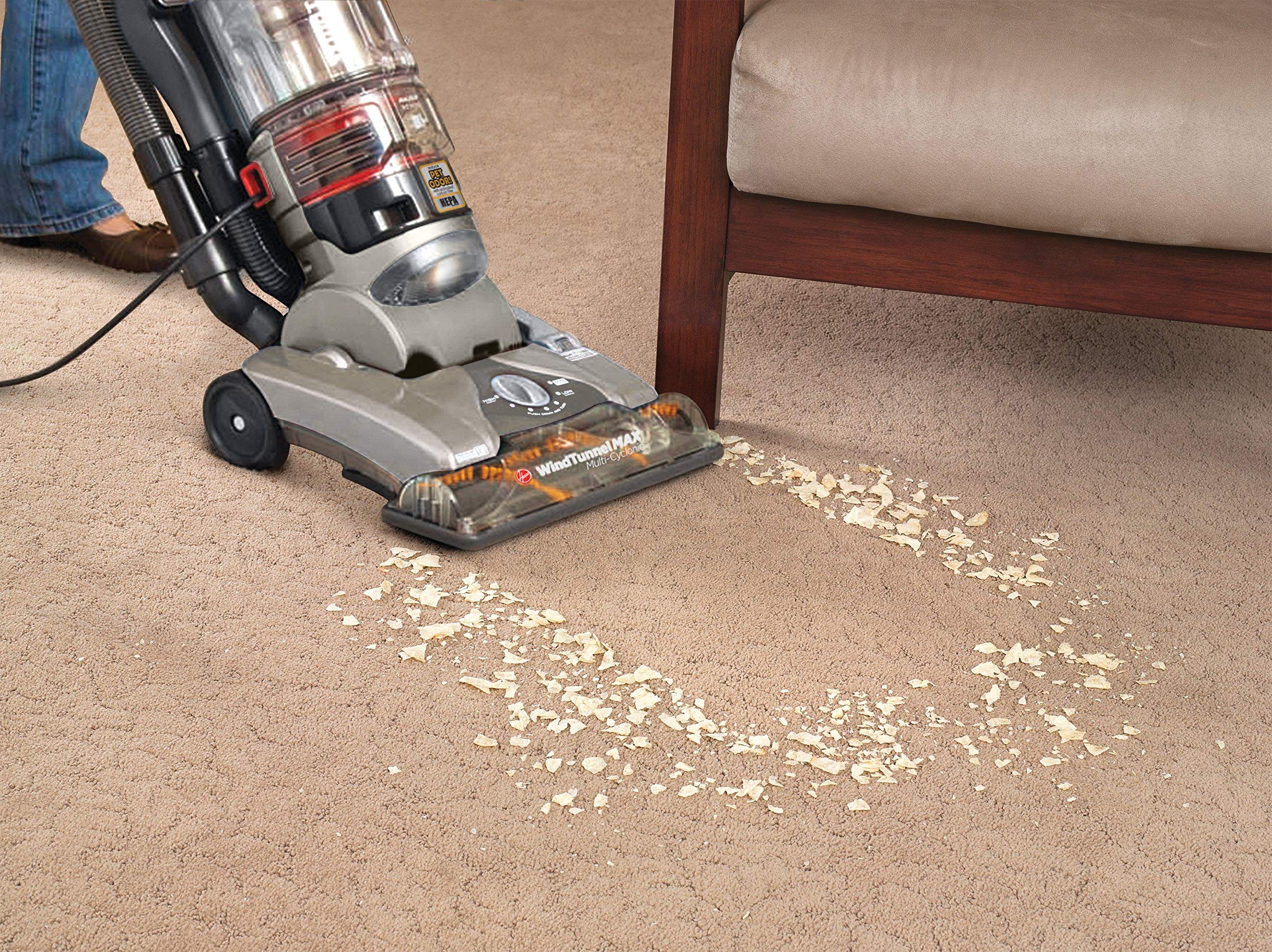 Hoover Wind Tunnel MAX Pet Plus MultiCyclonic Bagless Upright Corded