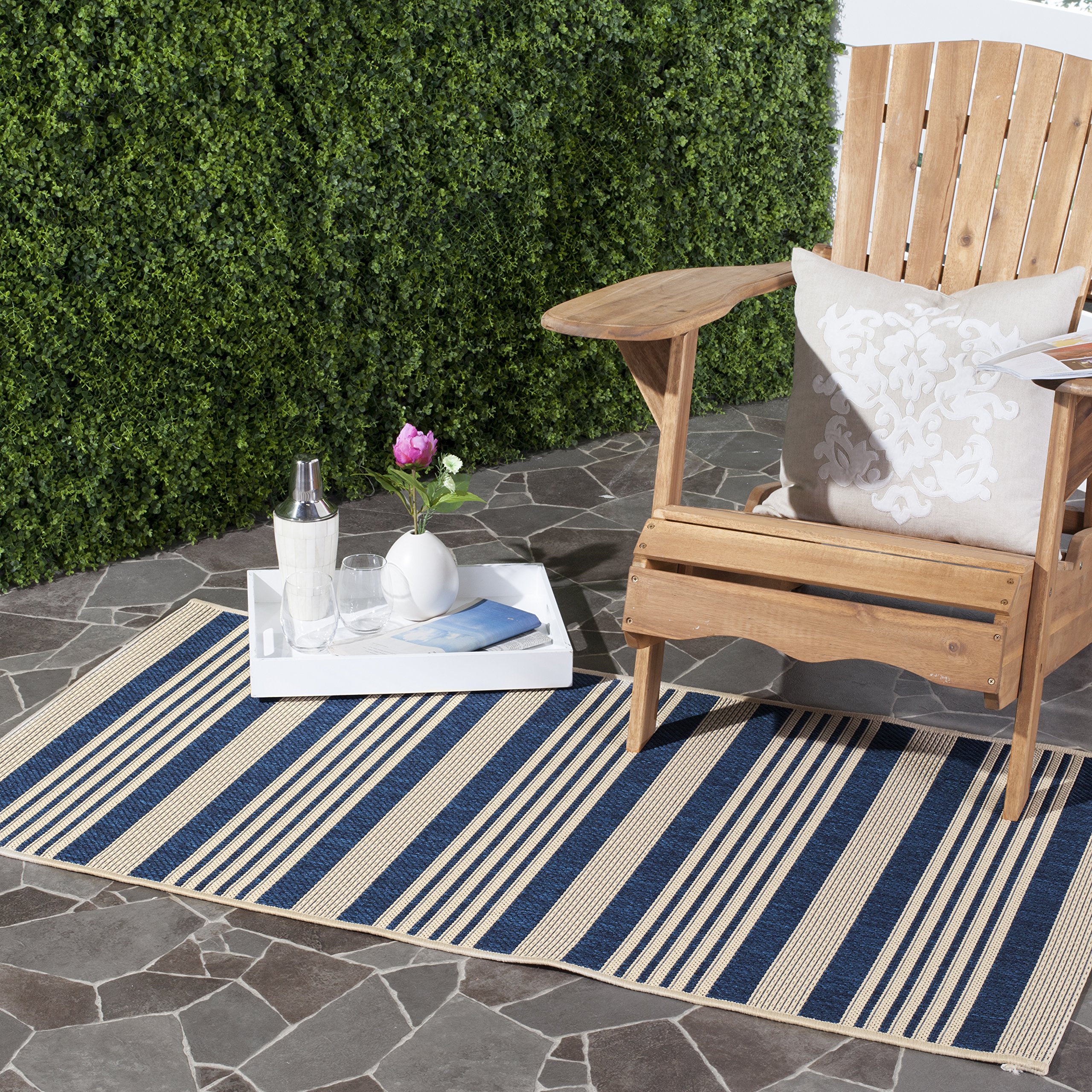 Safavieh Striped Indoor/Outdoor Woven Rectangle Area Rug, Courtyard Collection, CY6062, in Navy / Beige, 122 X 170 cm for Garden, Patio or Any Outdoor Space